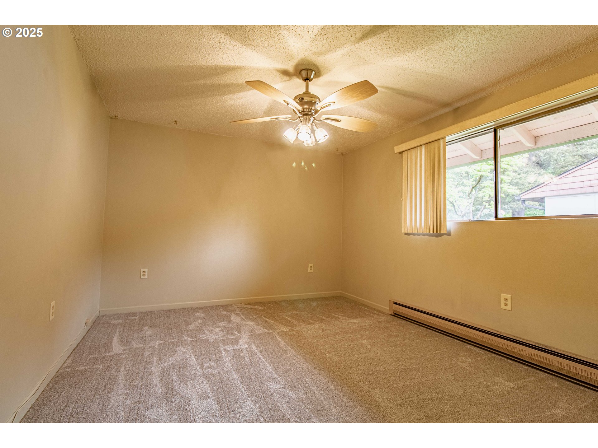 Photo #11: 348885674 Listing: Photo #11