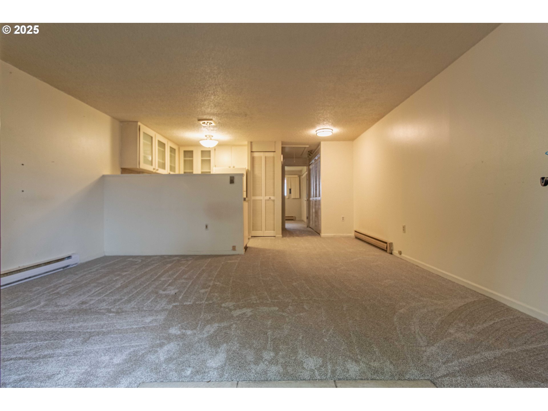Photo #6: 348885674 Listing: Photo #6