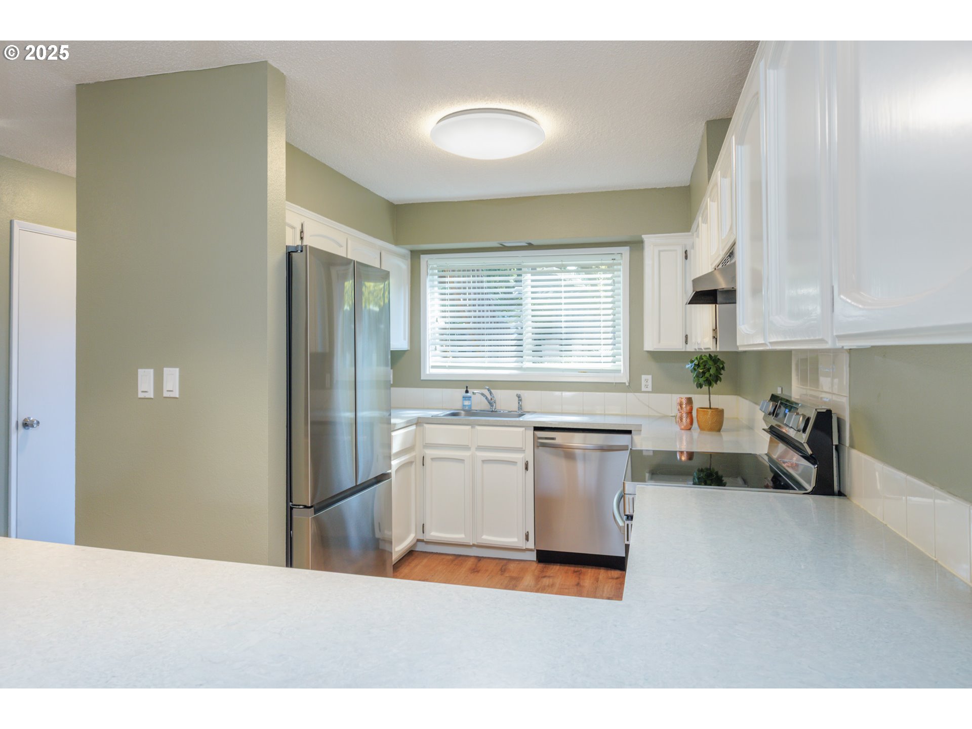 Photo #16: 349144128 Listing: Photo #16