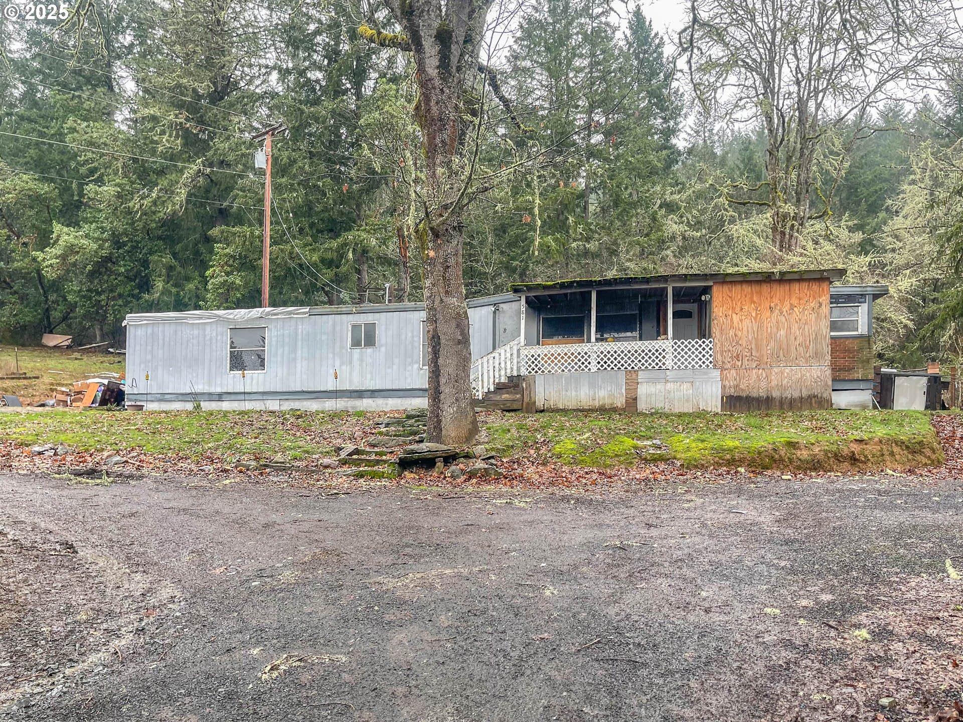 Photo of 581 UNION GAP LOOP RD Oakland OR 97462