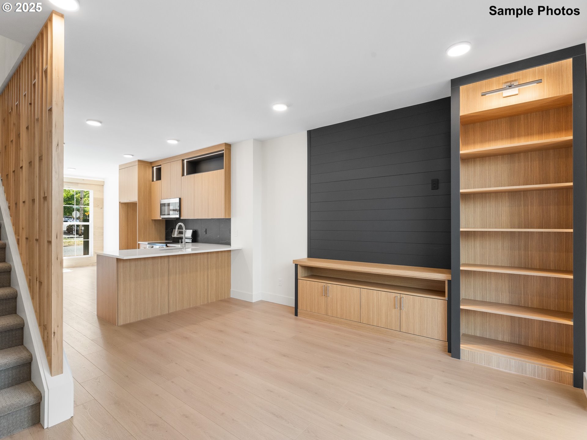 Photo #5: 350431008 Listing 