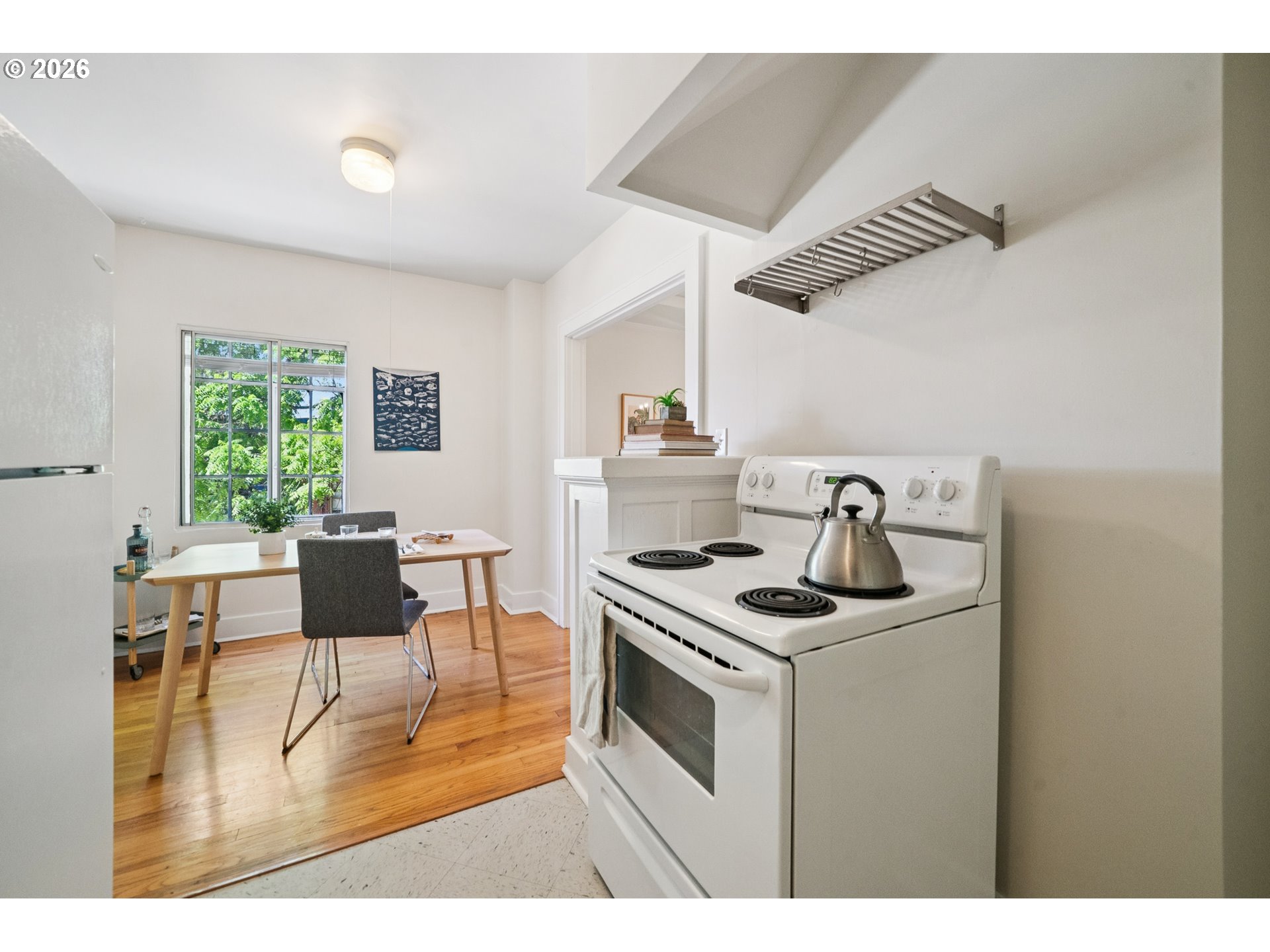 Photo #11: 350968962 Listing: Photo #11