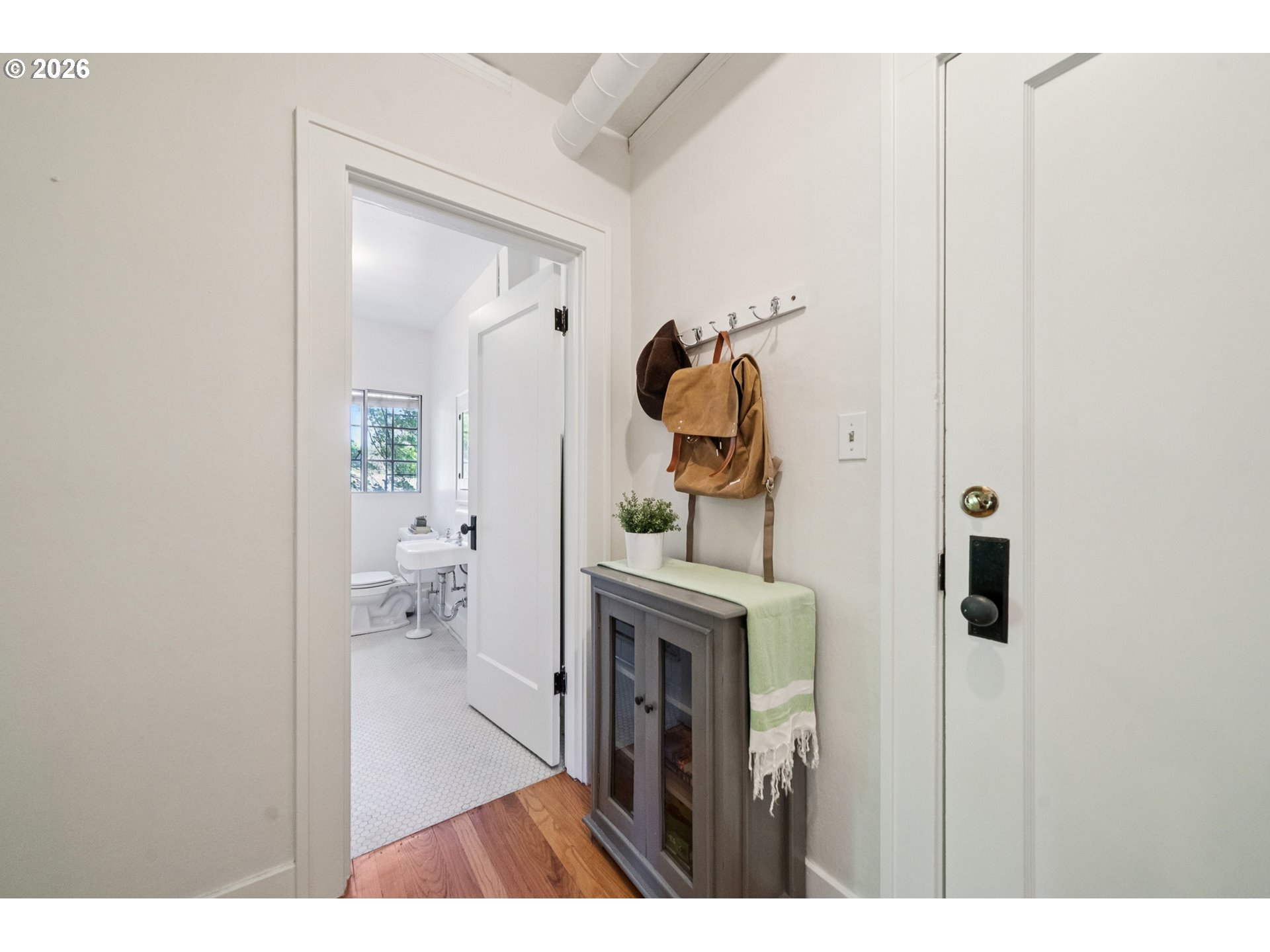 Photo #14: 350968962 Listing: Photo #14