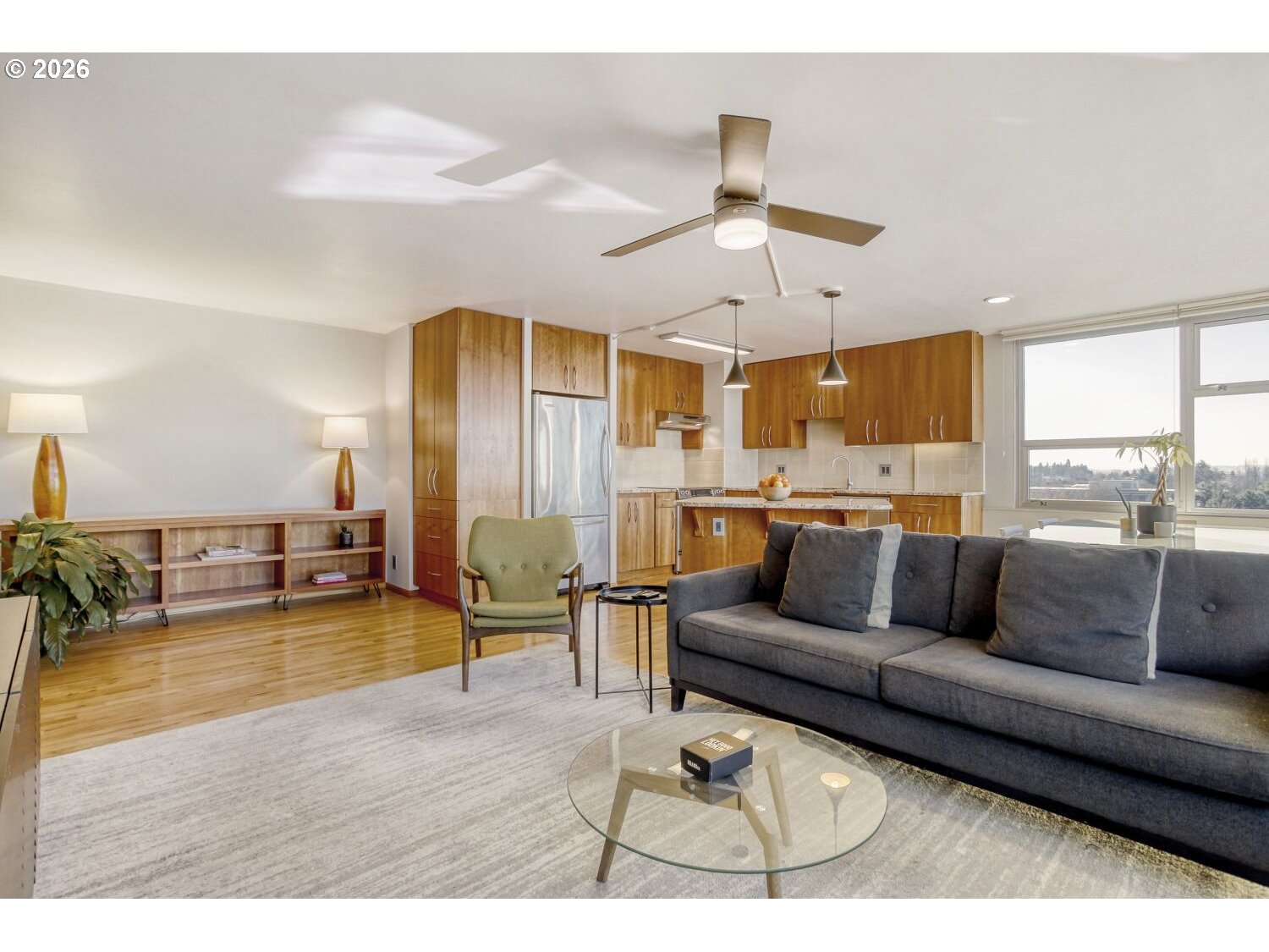 Photo #4: 350990288 Listing: Photo #4