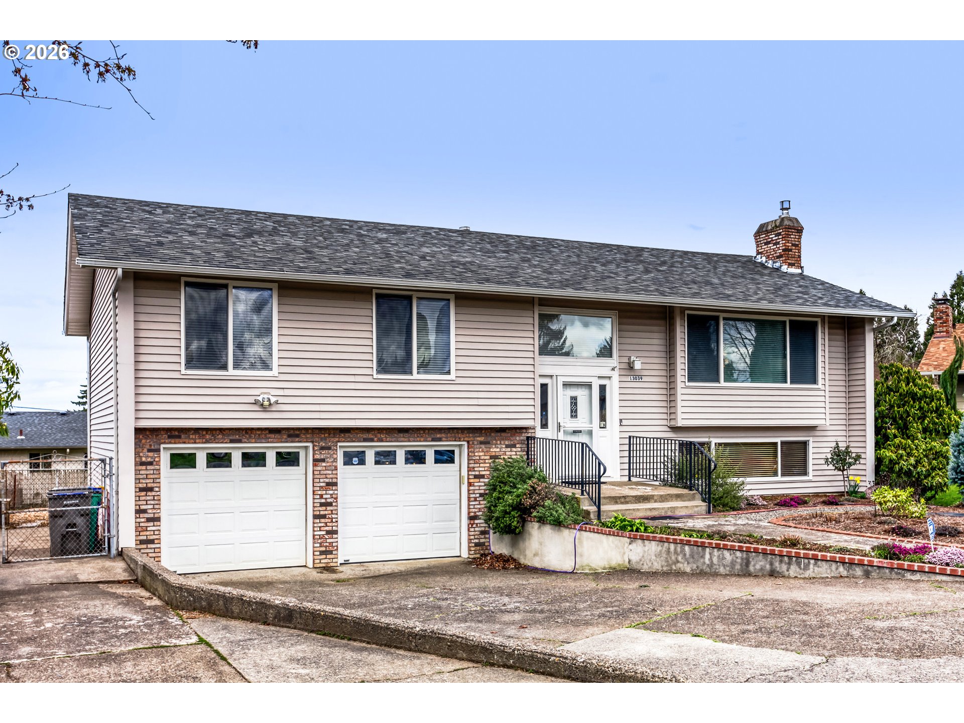 1666 EVERGREEN DR, Eugene, OR, 97404