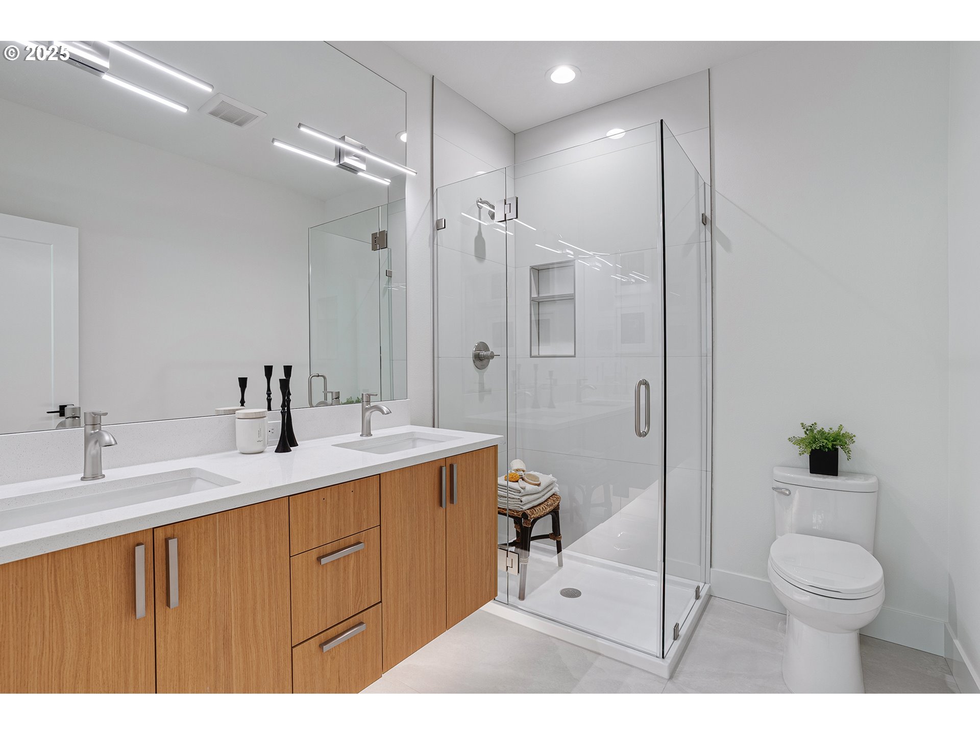 Photo #24: 351675984 Listing: Photo #24