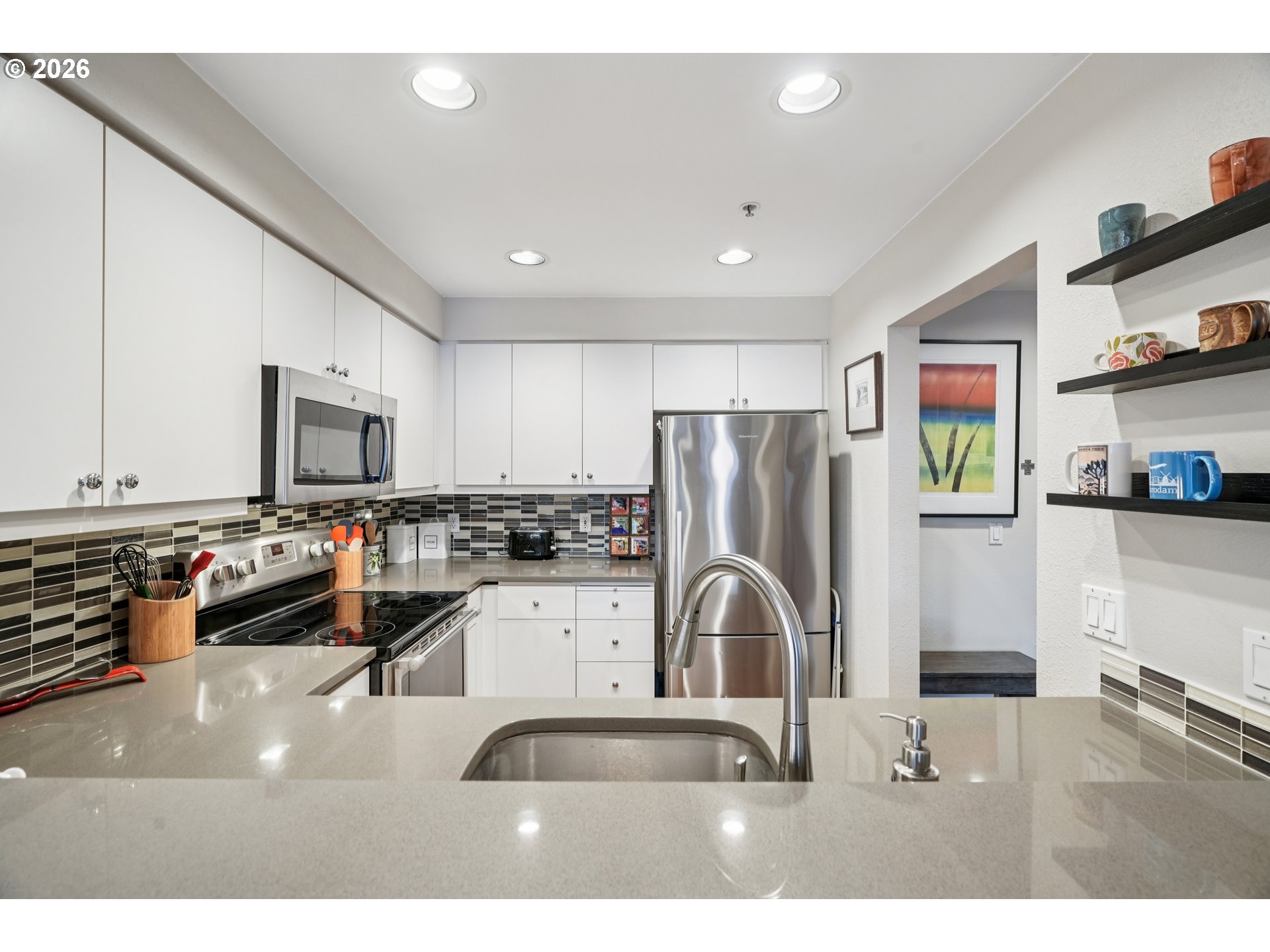 Photo #10: 351782272 Listing: Photo #10