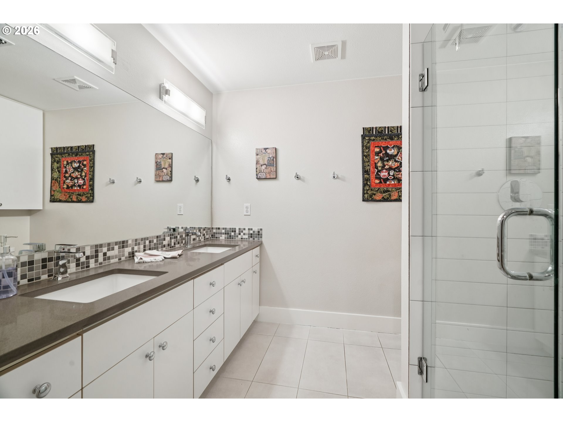 Photo #14: 351782272 Listing: Photo #14