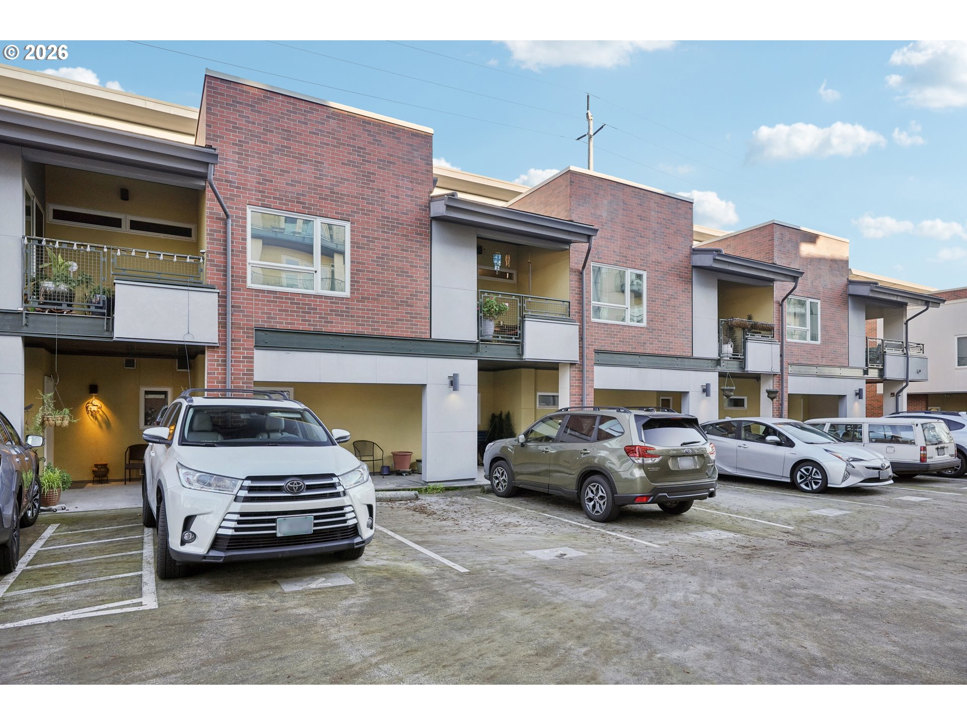 Photo #23: 351782272 Listing: Photo #23