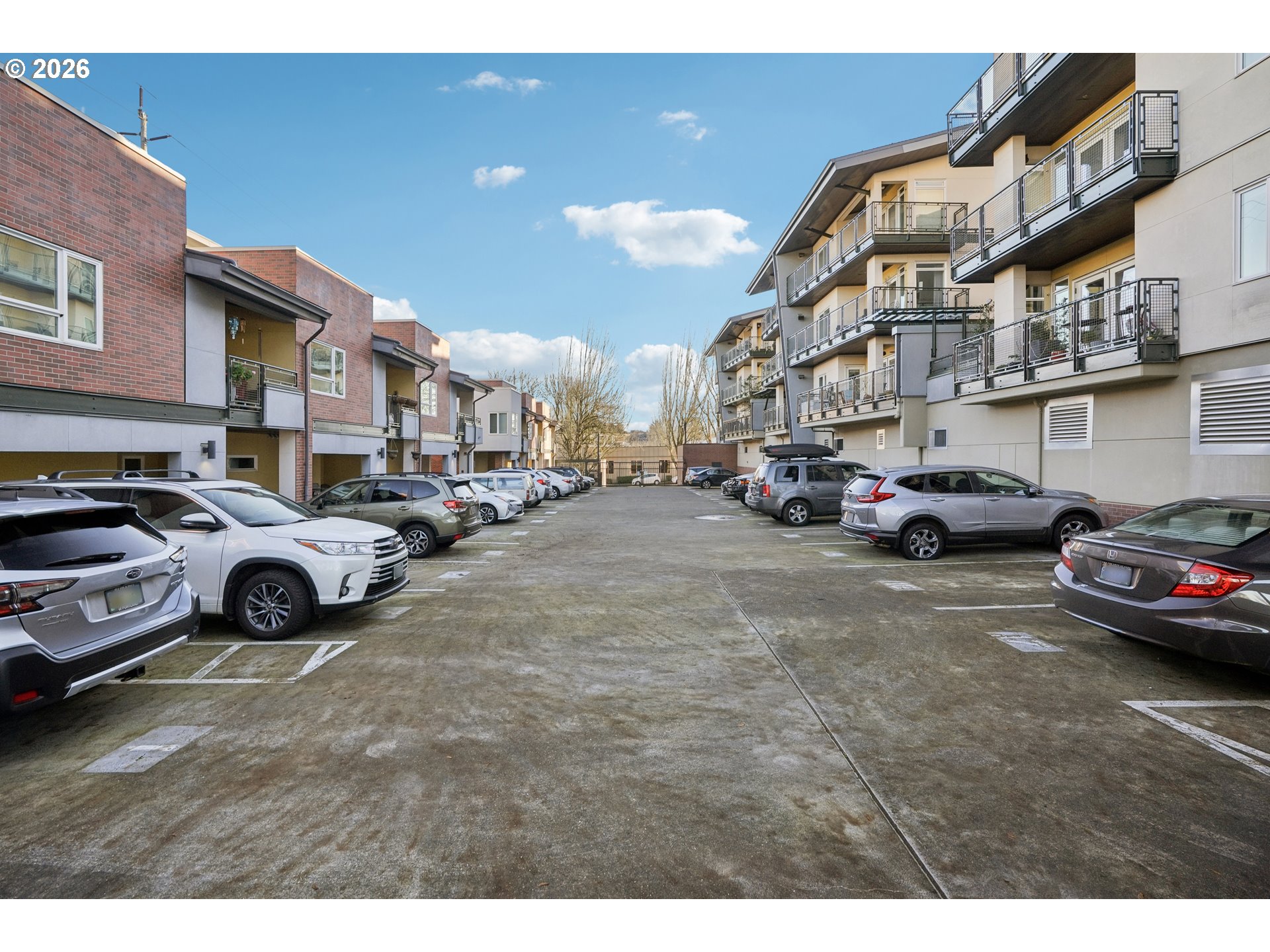 Photo #27: 351782272 Listing: Photo #27