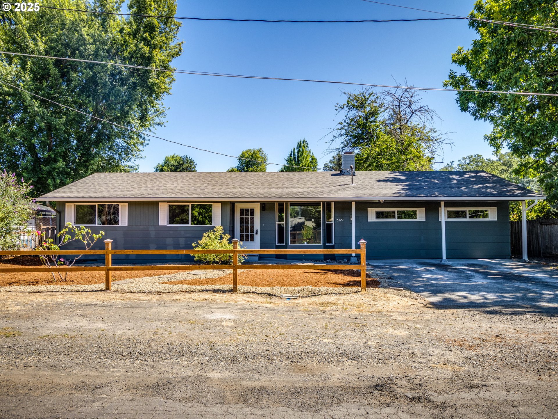 16322 SE ARISTA DR
