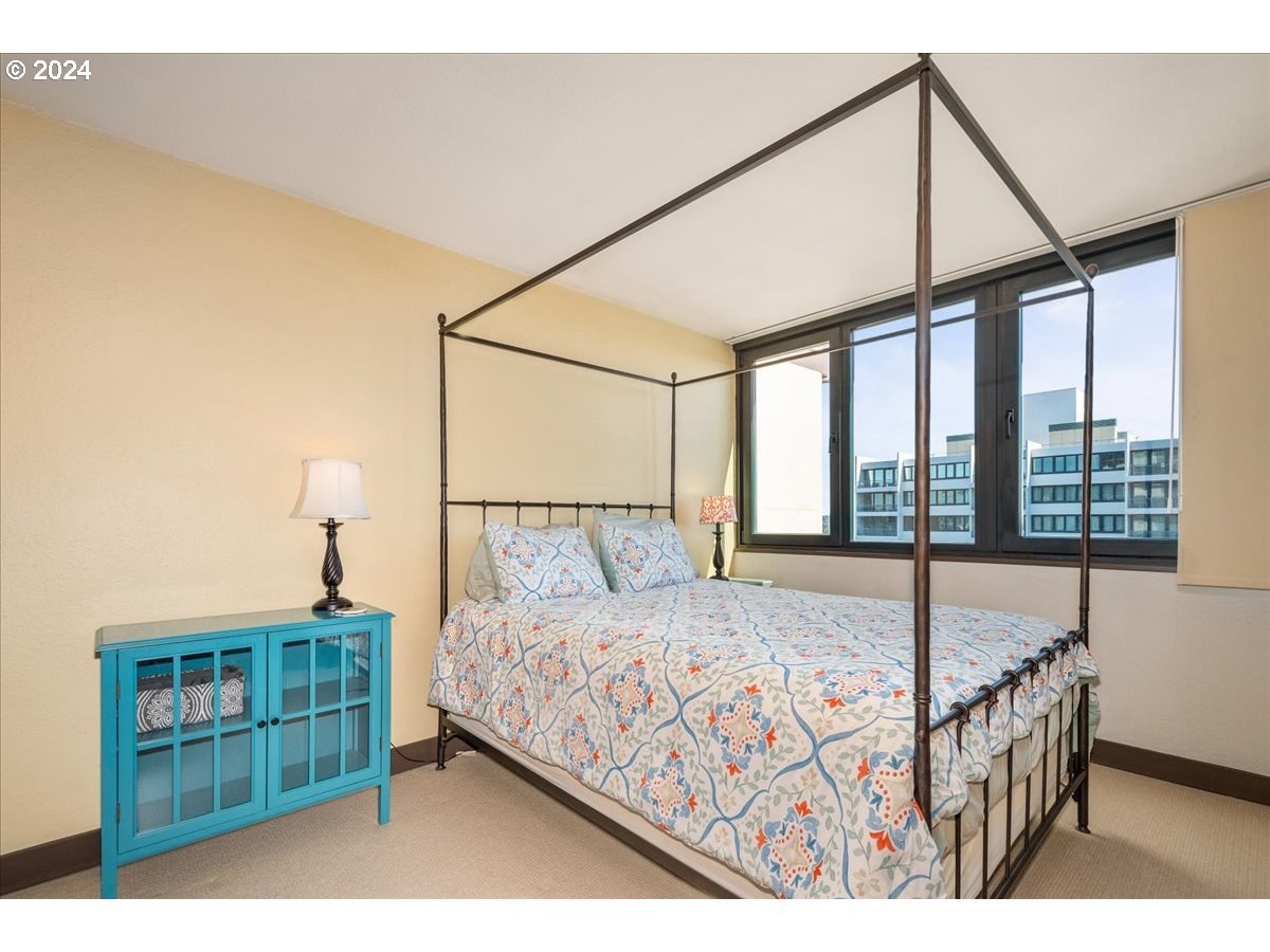 Photo #16: 352637502 Listing: Photo #16