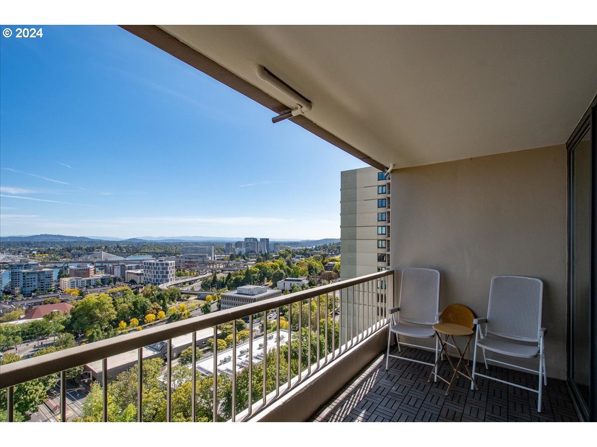 Photo #27: 352637502 Listing: Photo #27