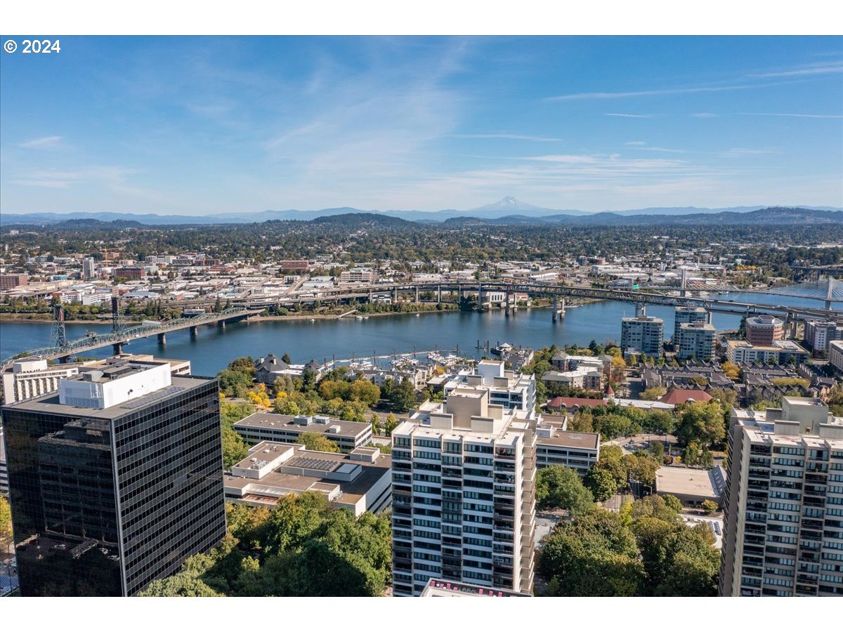 Photo #32: 352637502 Listing: Photo #32