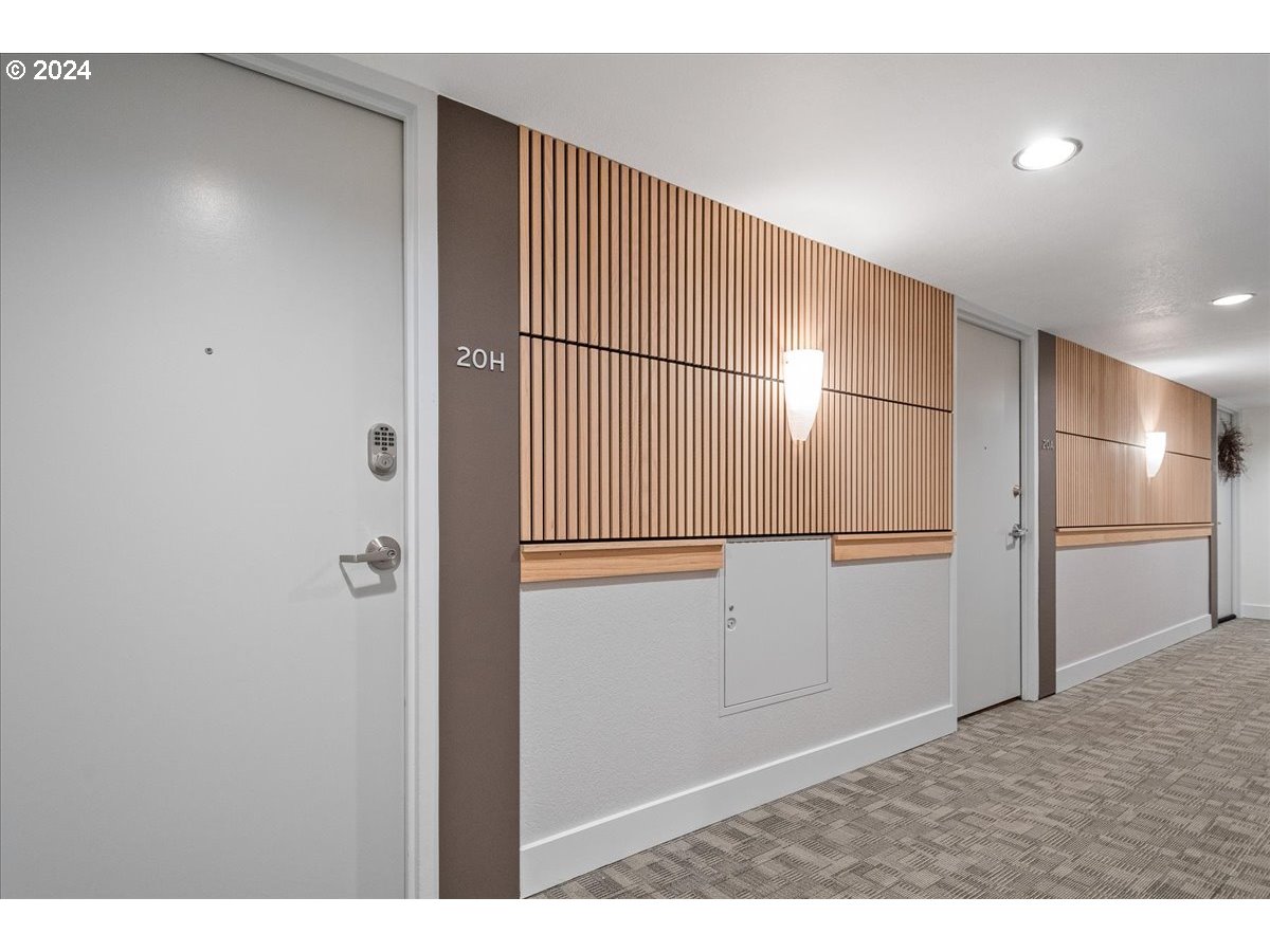 Photo #35: 352637502 Listing: Photo #35