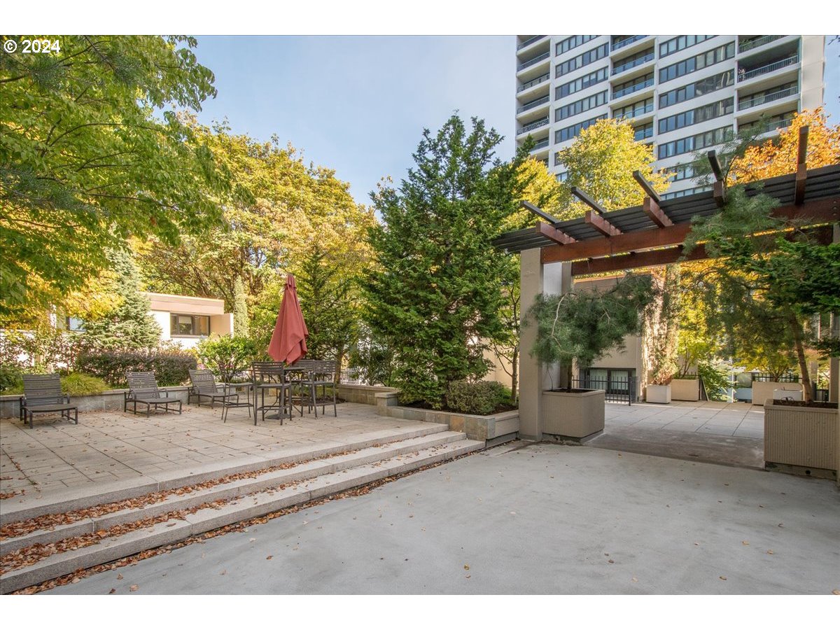 Photo #38: 352637502 Listing: Photo #38