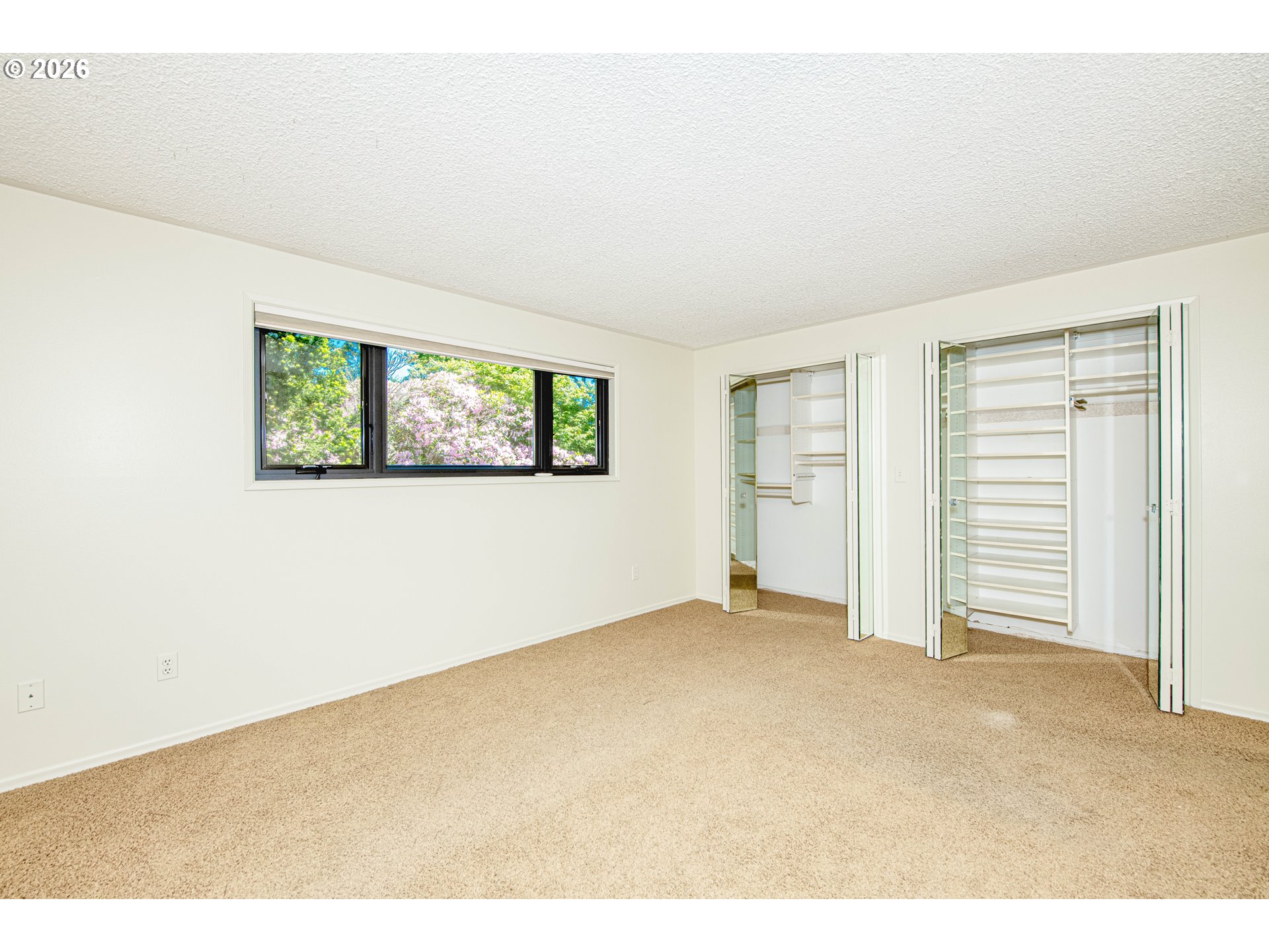 Photo #10: 353787762 Listing: Photo #10