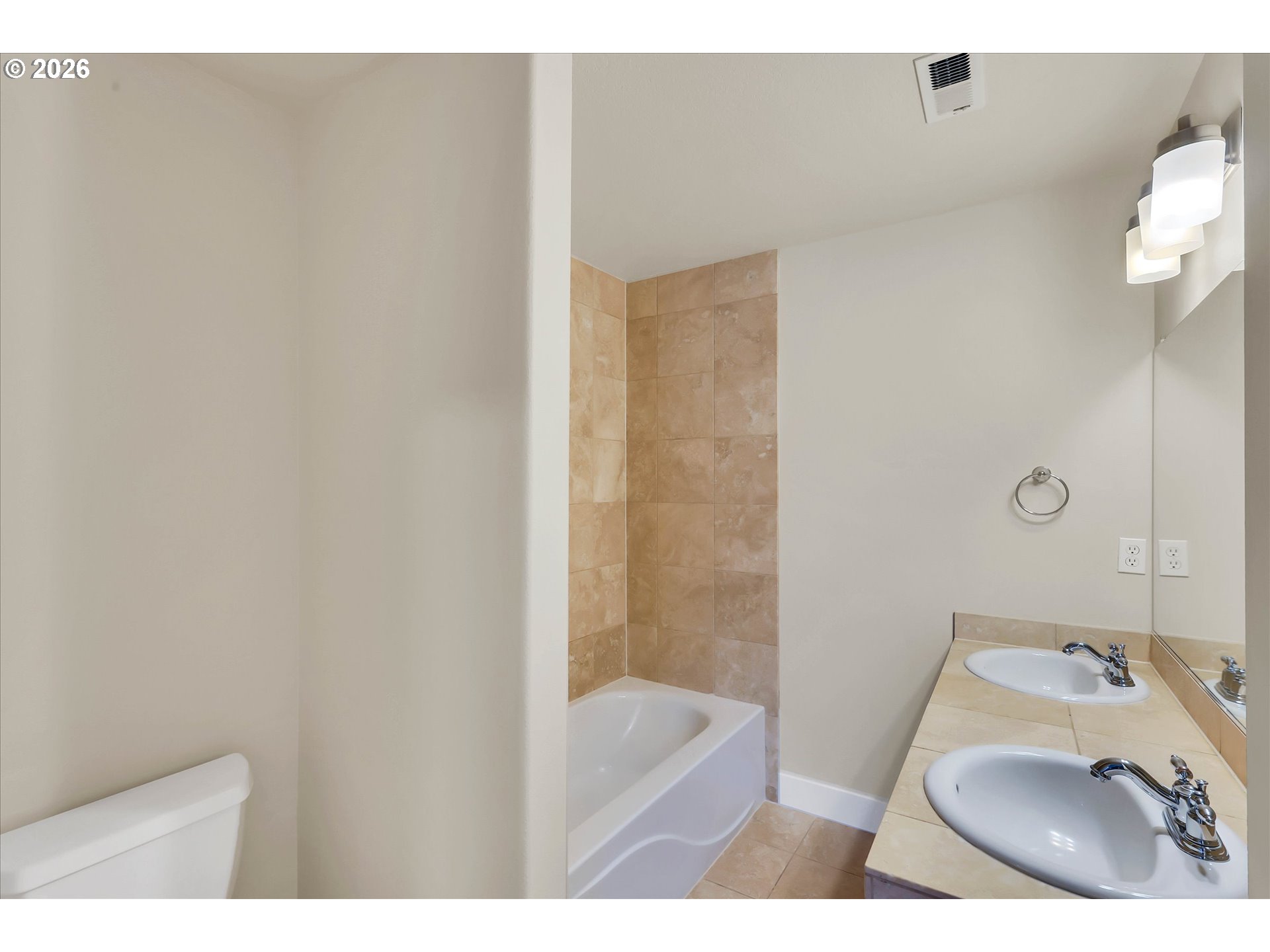 Photo #19: 354224121 Listing: Photo #19