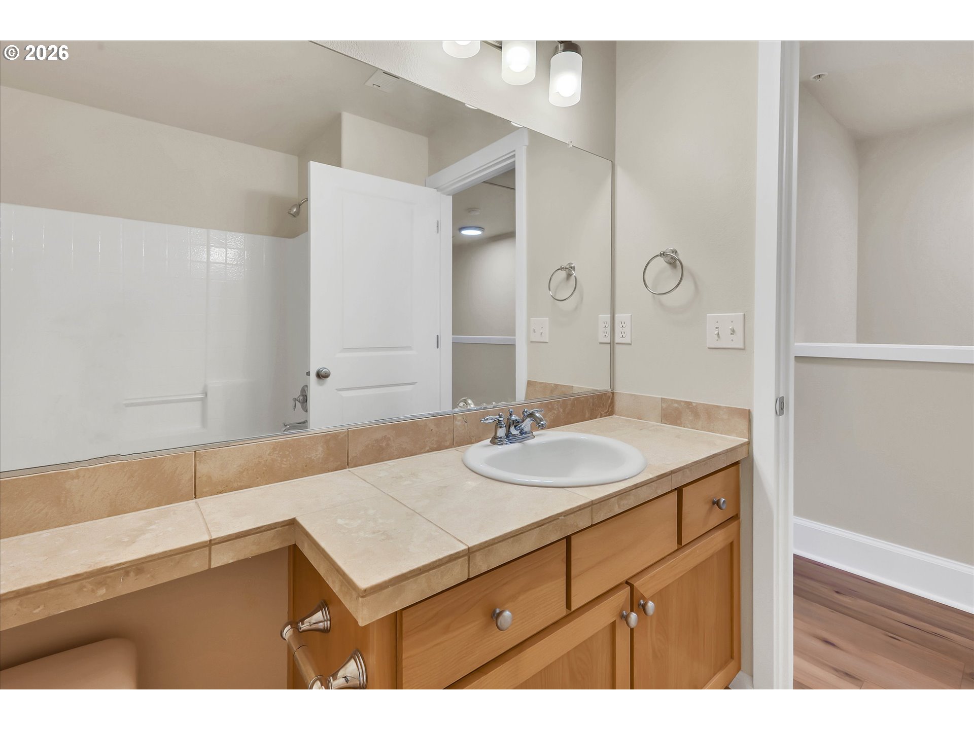 Photo #27: 354224121 Listing: Photo #27