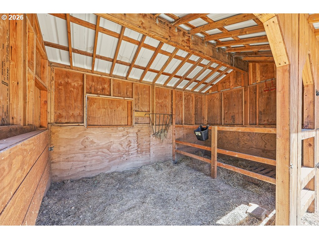 Property photo 32 of 48
