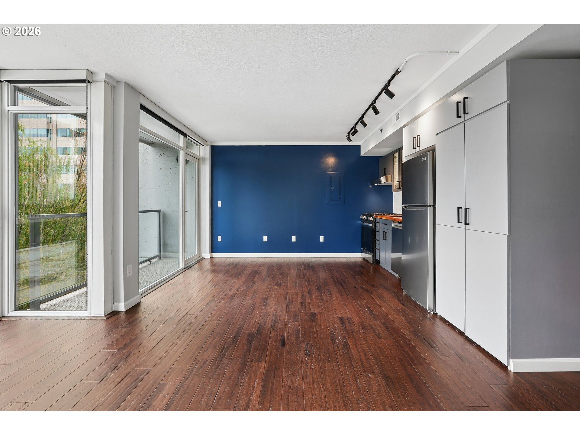 Photo #11: 355886836 Listing: Photo #11