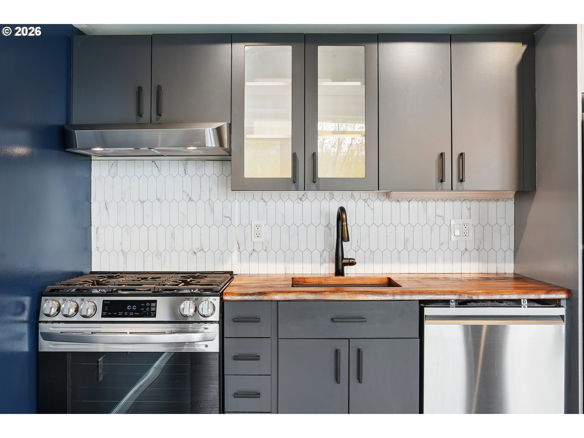 Photo #15: 355886836 Listing: Photo #15