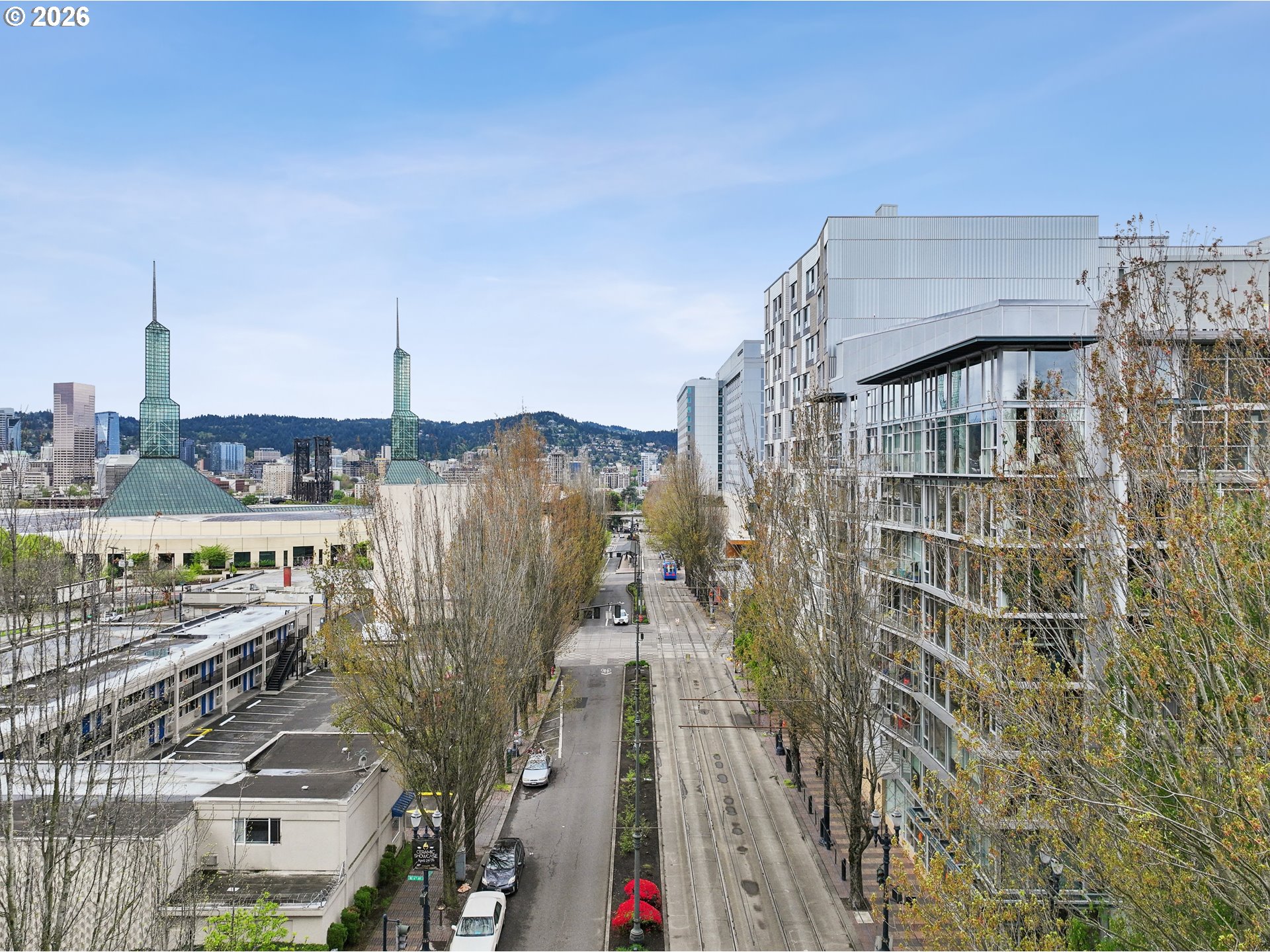 Photo #2: 355886836 Listing: Photo #2