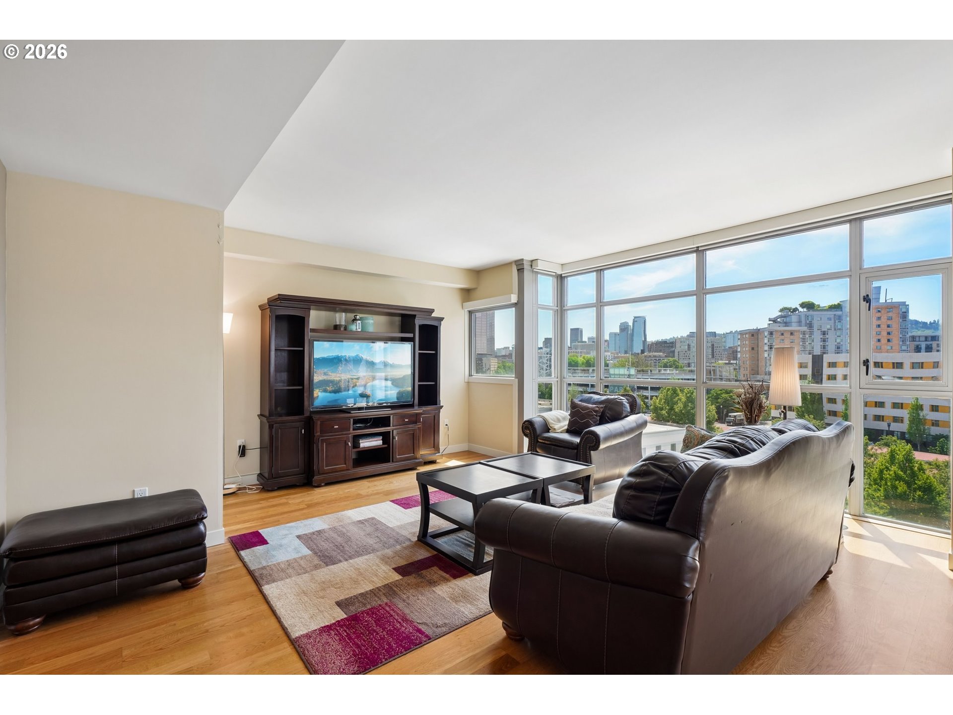 Photo #12: 355958998 Listing: Photo #12