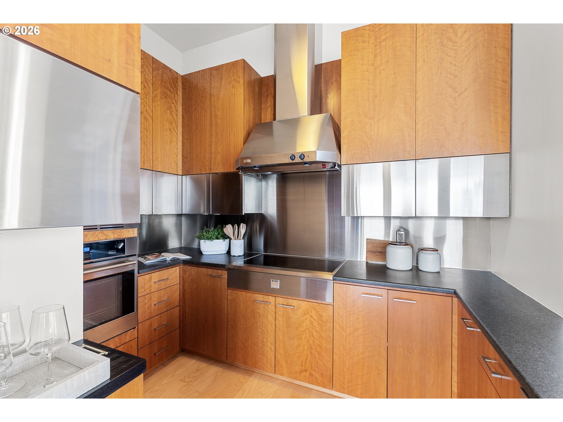 Photo #11: 356790099 Listing: Photo #11