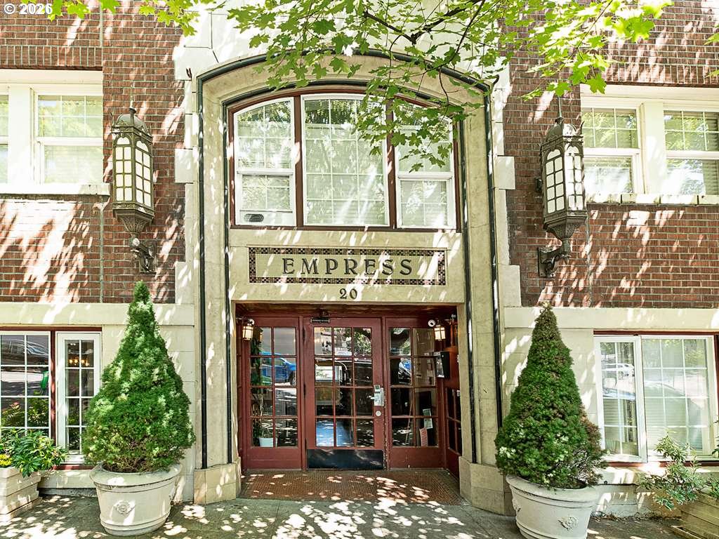 Photo #3: 357422473 Listing: Photo #3