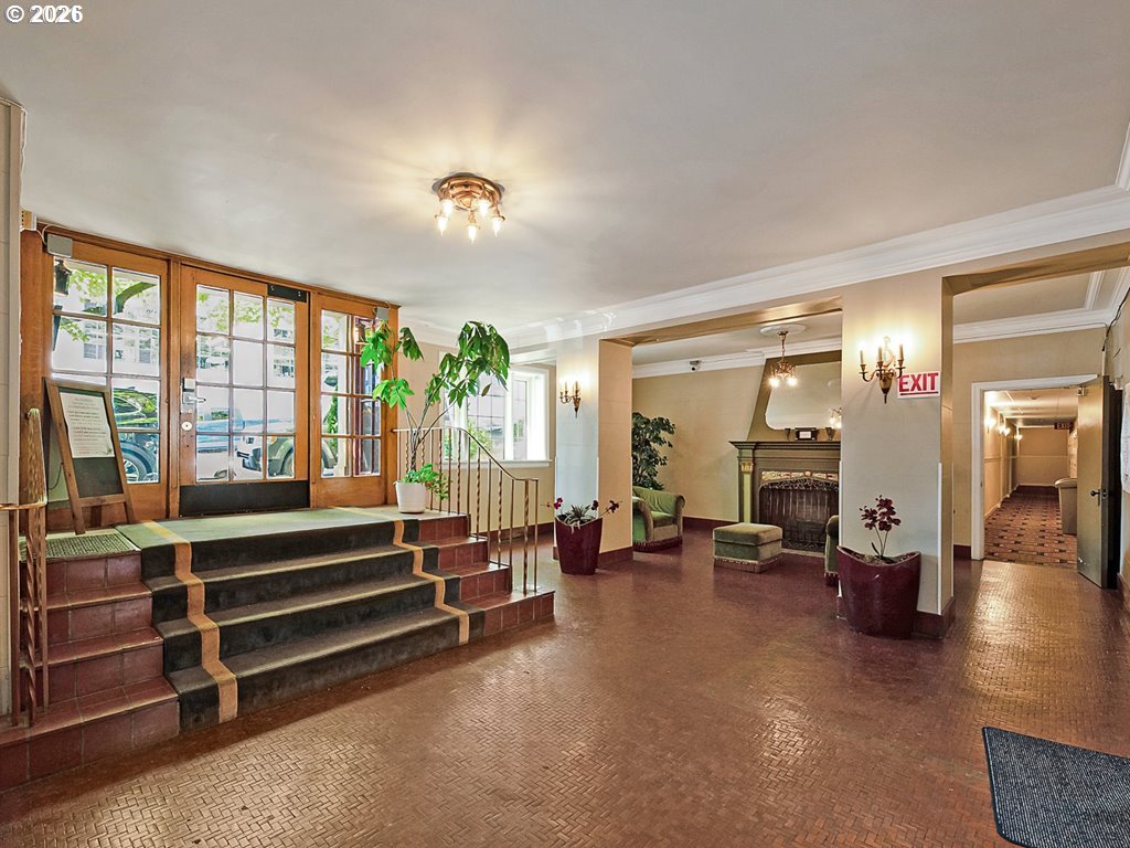 Photo #4: 357422473 Listing: Photo #4