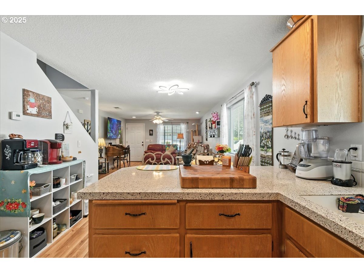 Photo #11: 357566500 Listing: Photo #11