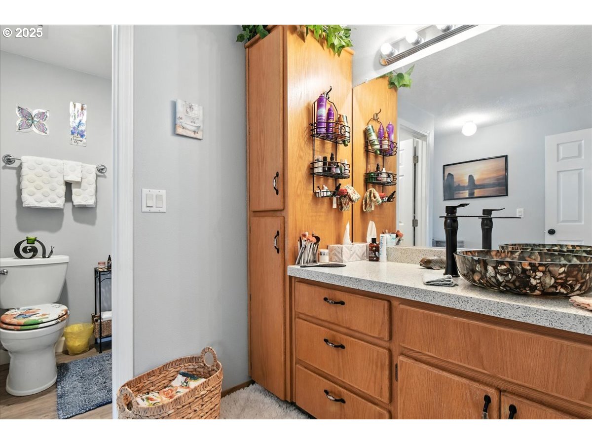 Photo #19: 357566500 Listing: Photo #19