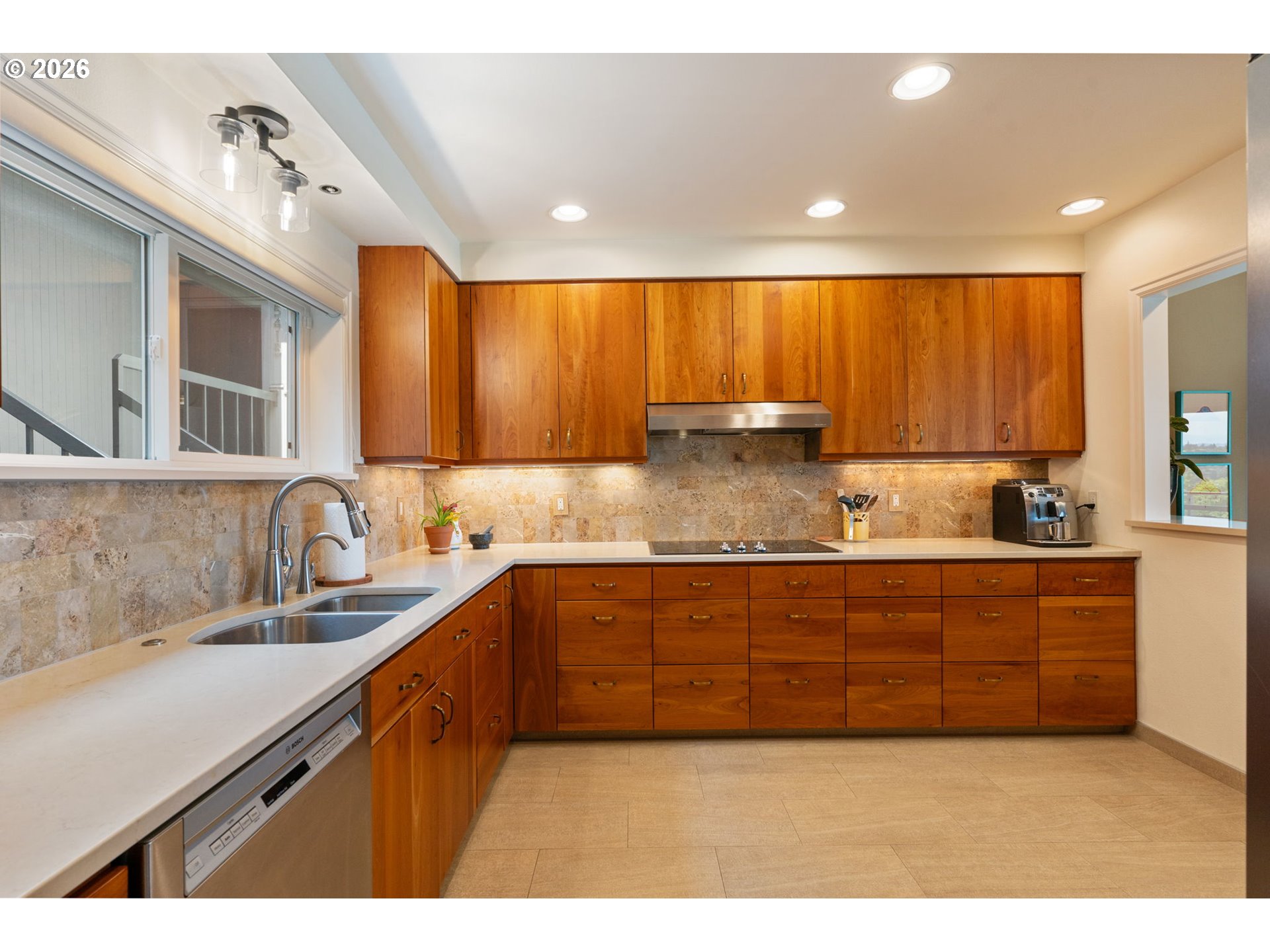 Photo #16: 357765204 Listing: Photo #16