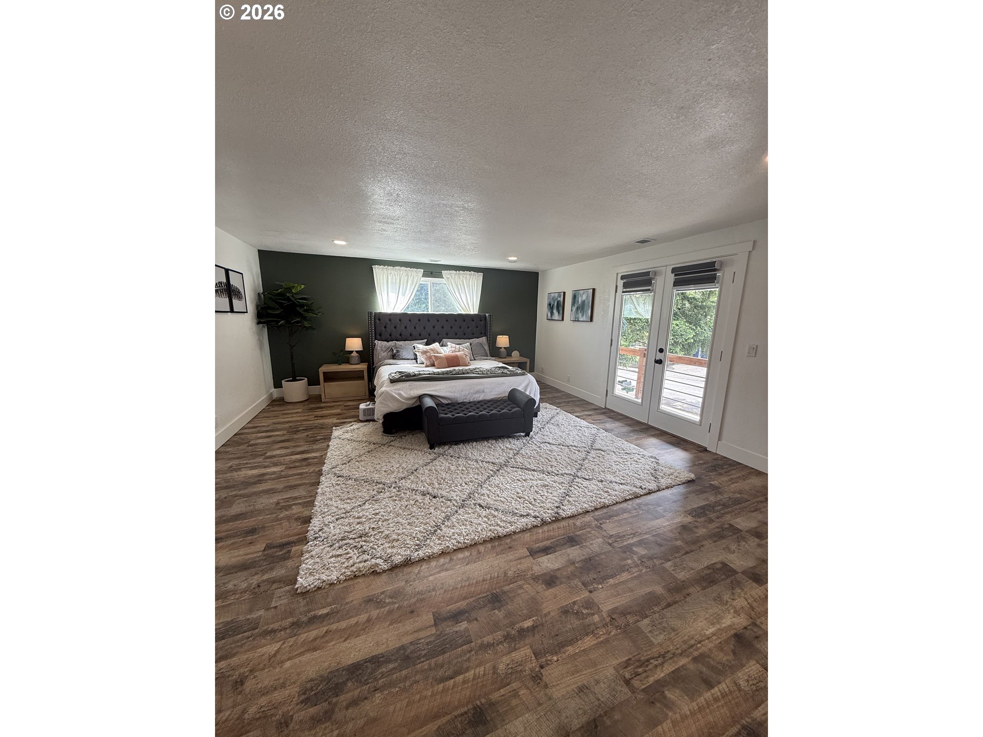 Property photo 12 of 37