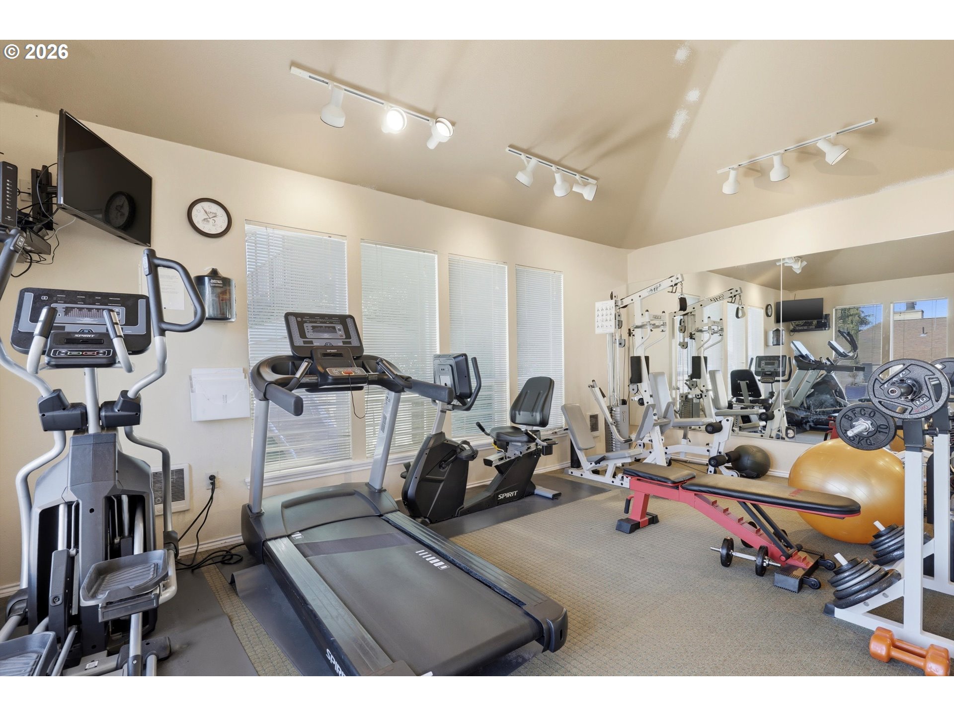 Photo #4: 358555434 Listing: Photo #4