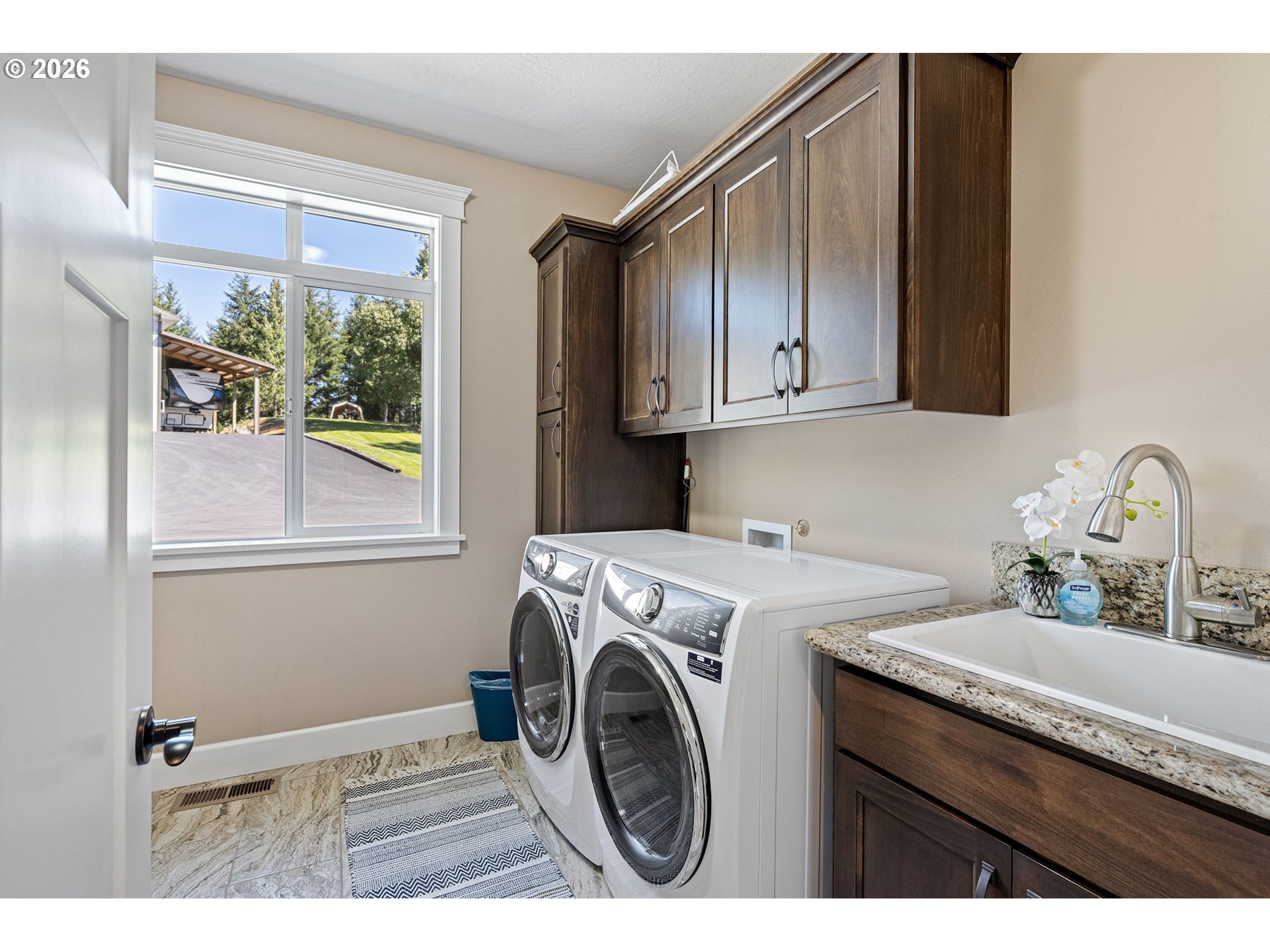 86404 BAILEY HILL RD, Eugene, OR, 97405