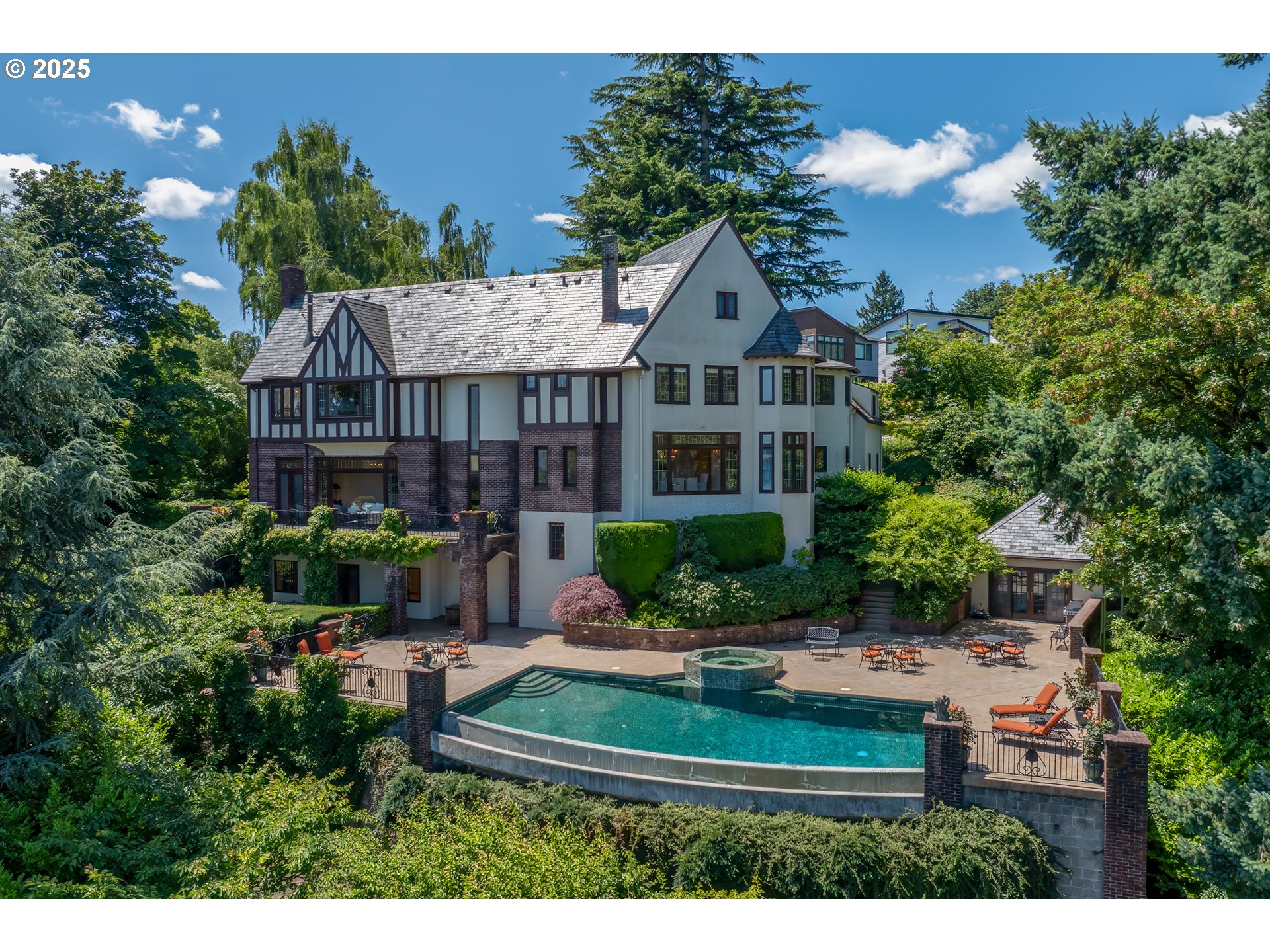 330 6TH ST, Lake Oswego, OR, 97034