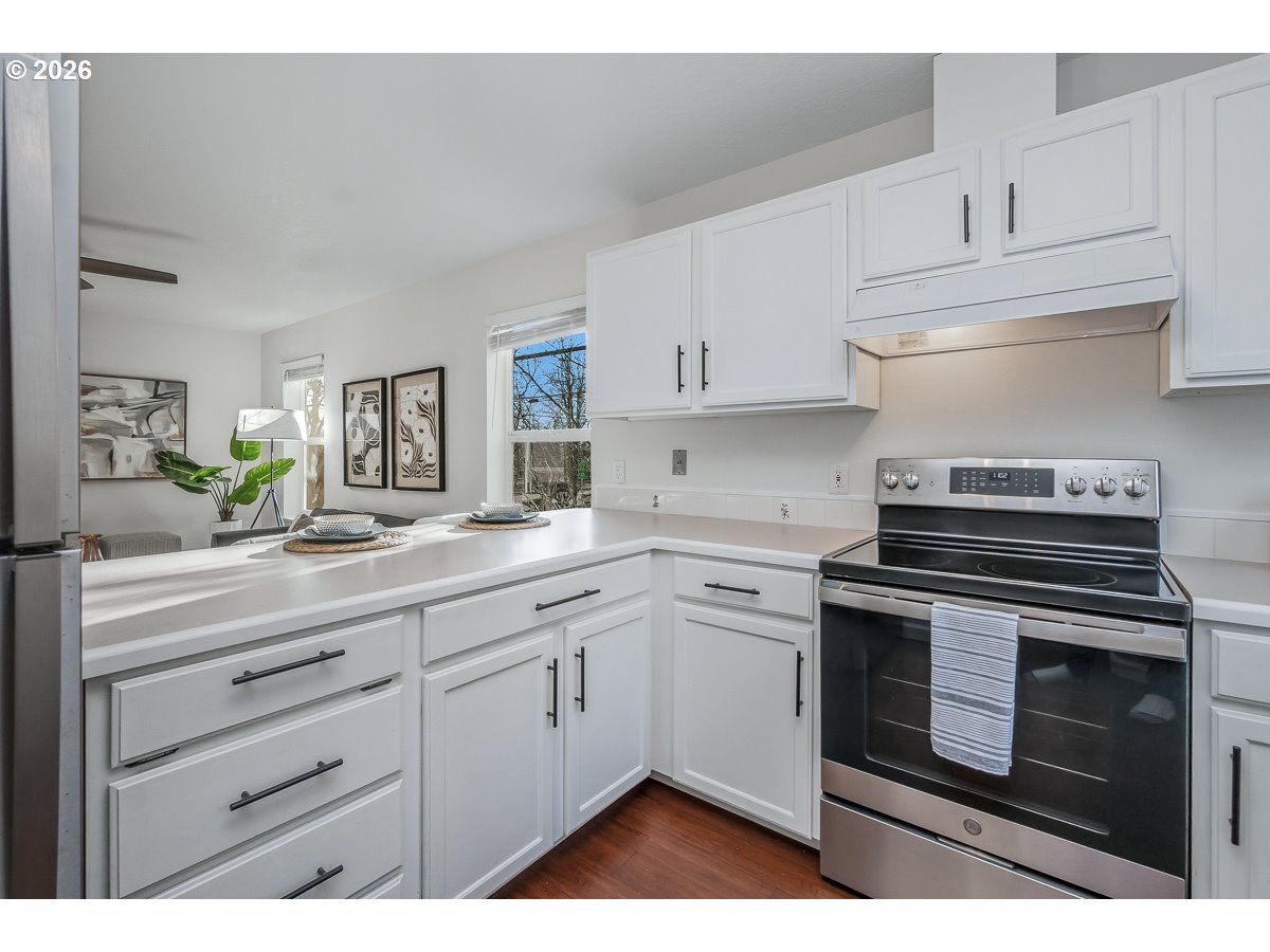 Photo #9: 360066554 Listing: Photo #9