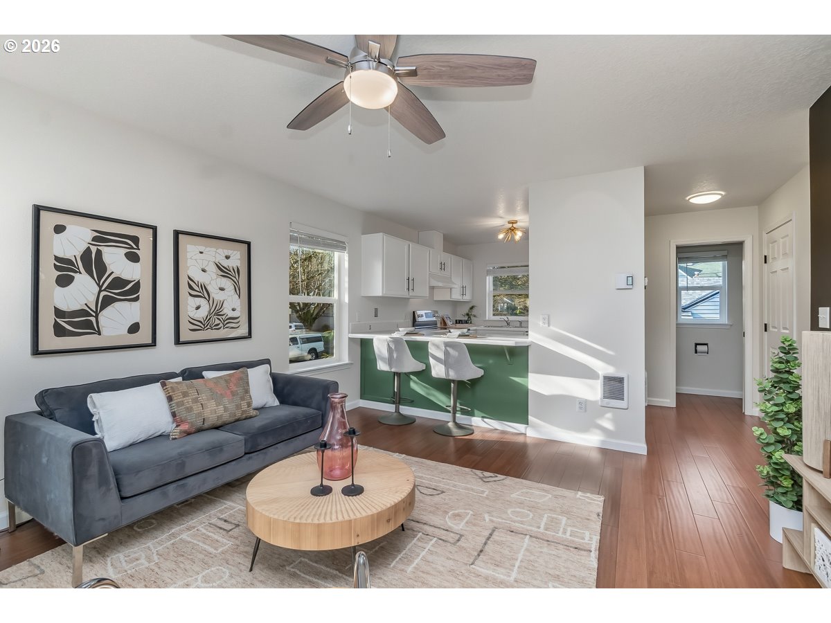 Photo #2: 360066554 Listing: Photo #2