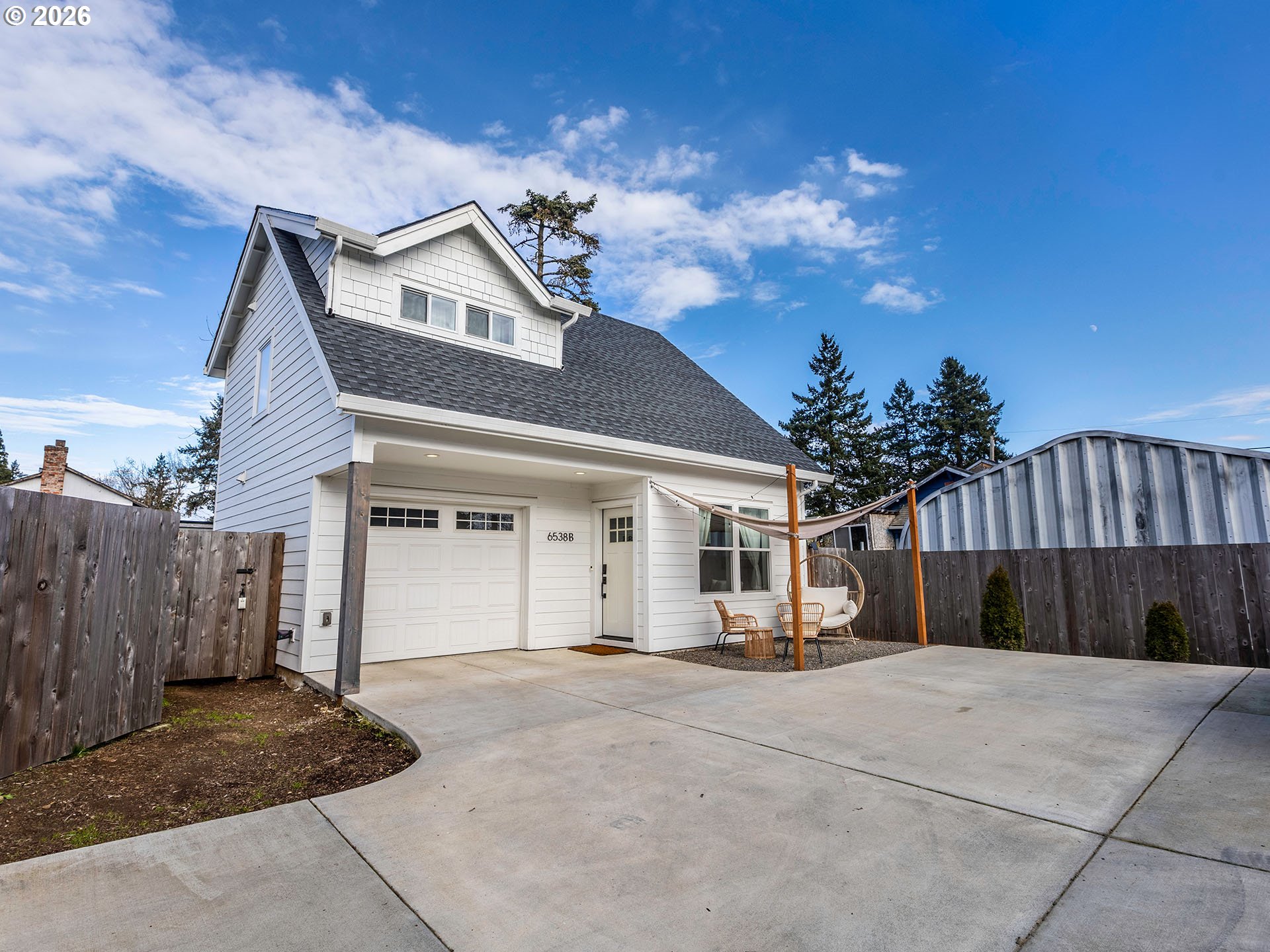 Photo #1: 360206672 Listing: Photo #1