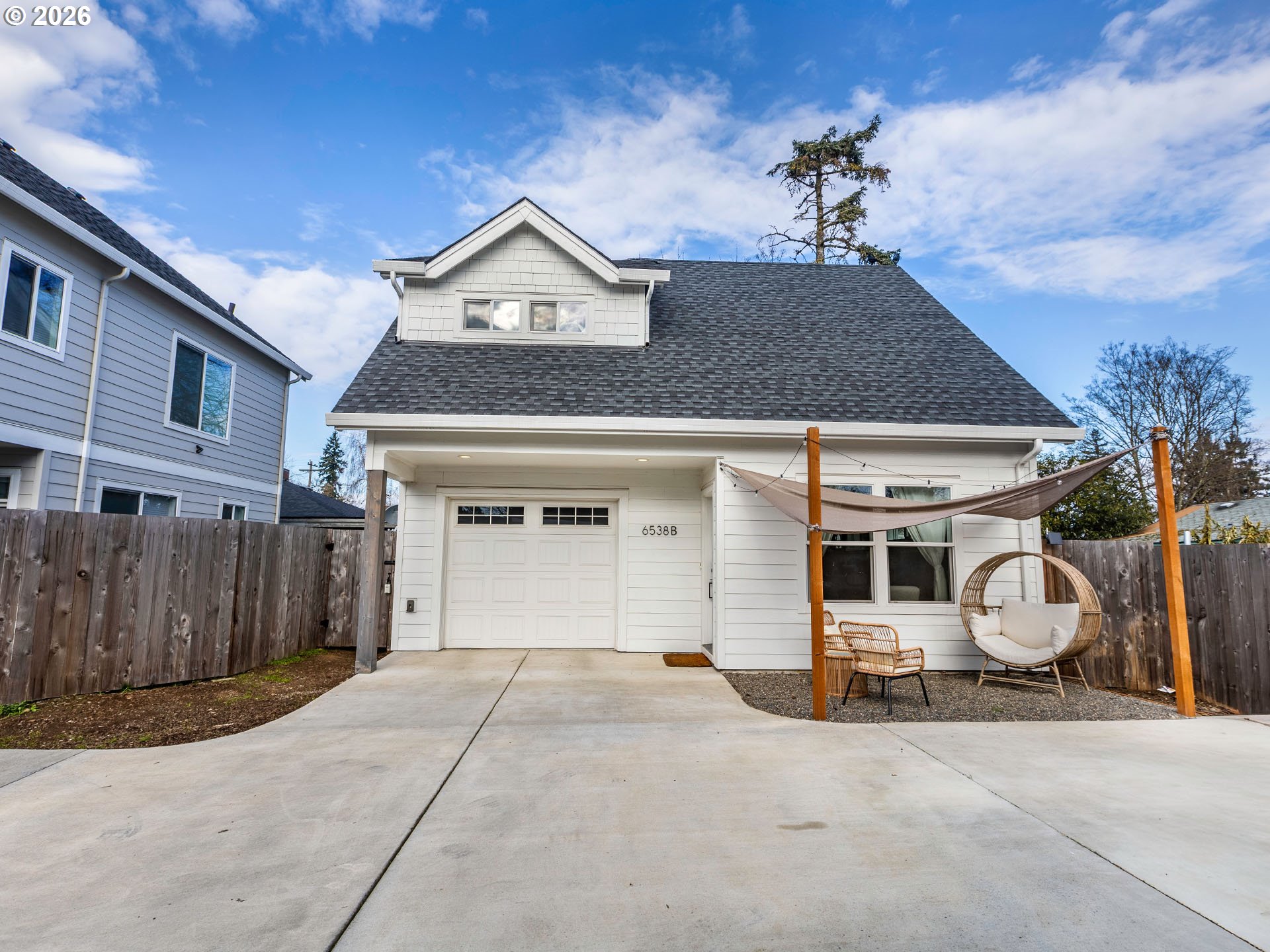 Photo #2: 360206672 Listing: Photo #2