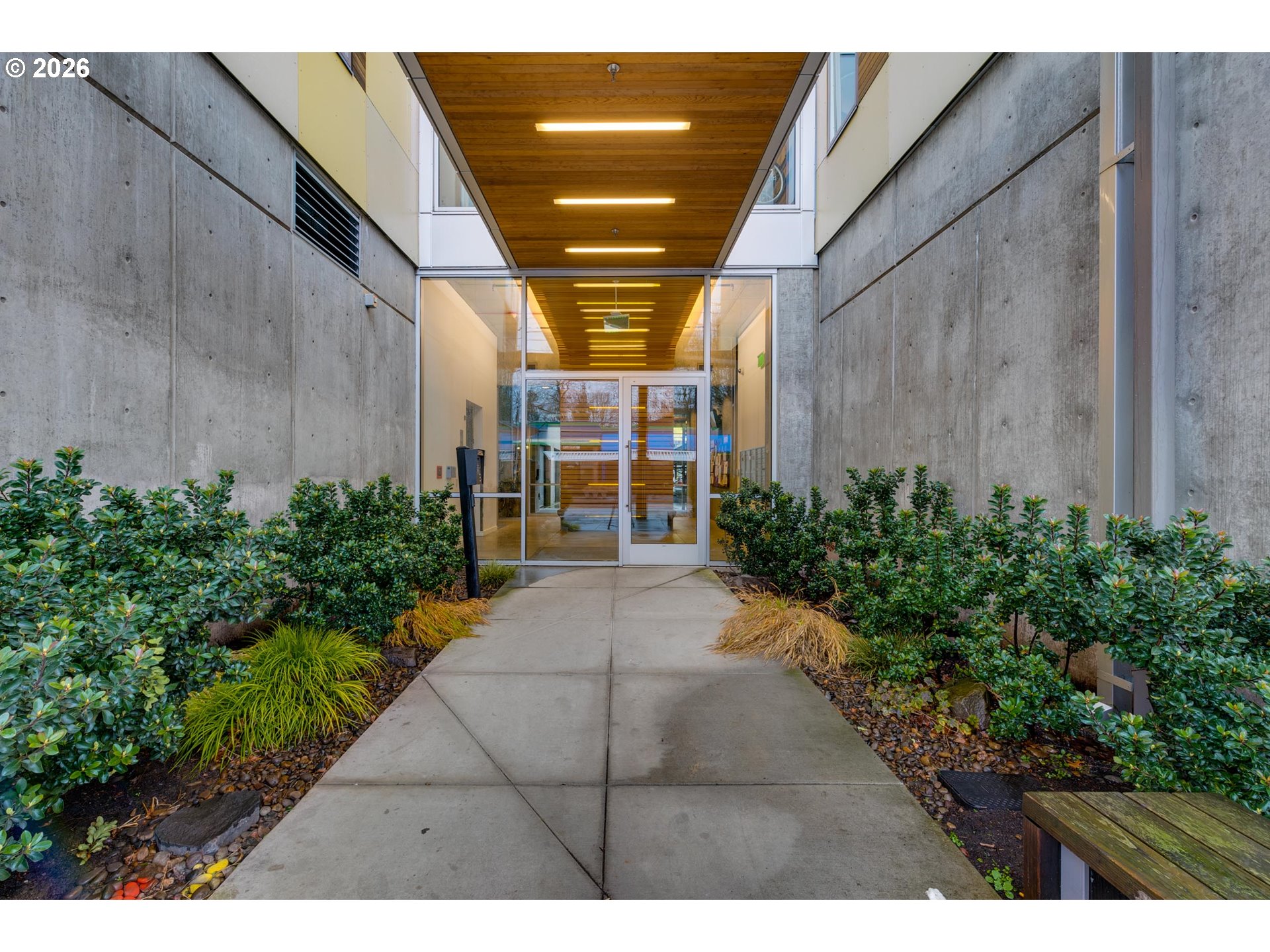 Photo #2: 361446747 Listing: Photo #2