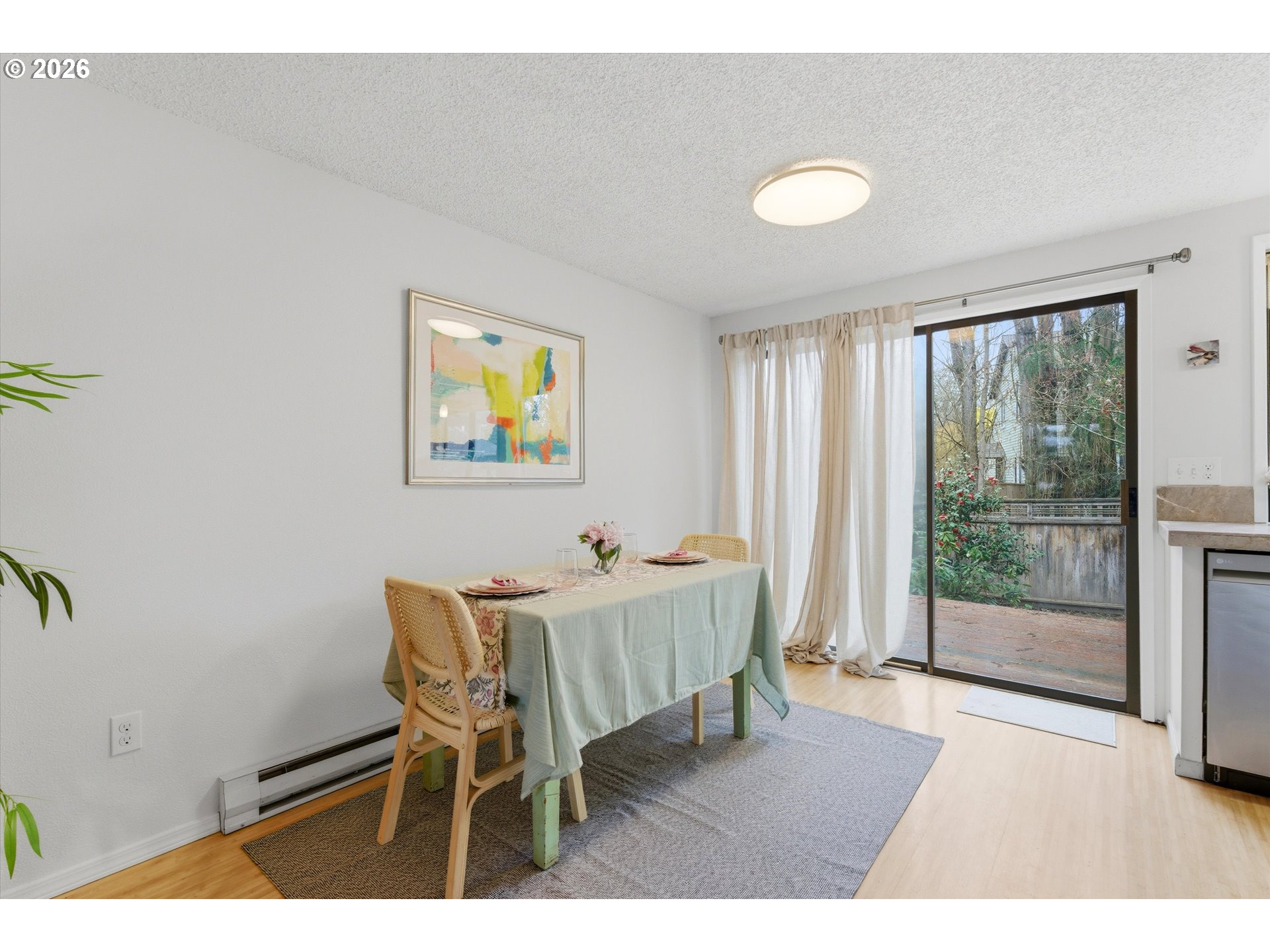 Photo #9: 361944529 Listing: Photo #9