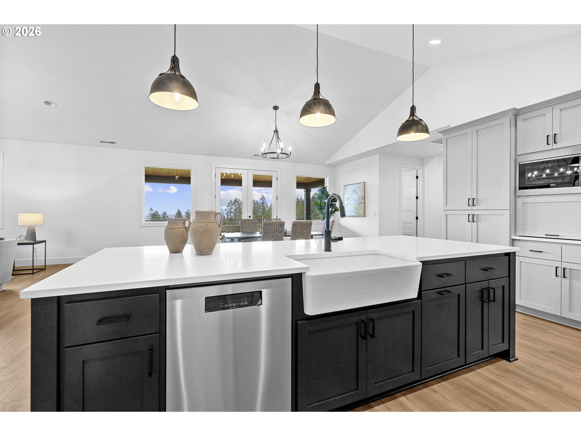 19350 NE TRUNK RD, Dundee, OR, 97115