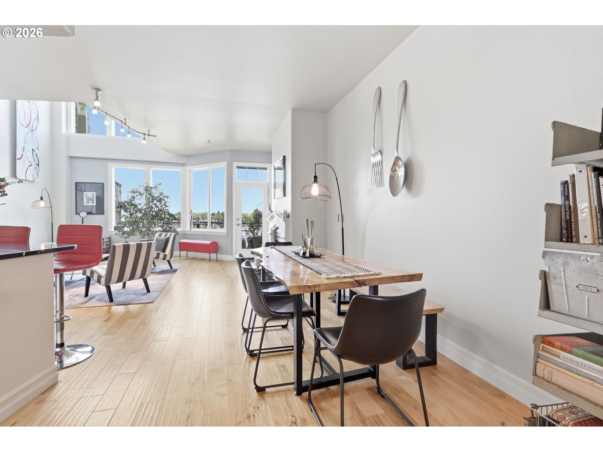 Photo #11: 362512472 Listing: Photo #11