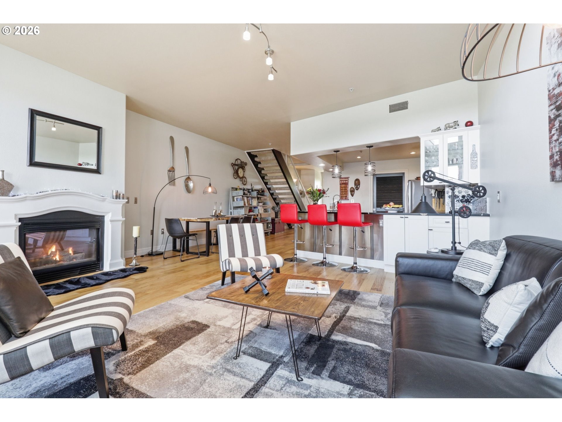Photo #15: 362512472 Listing: Photo #15