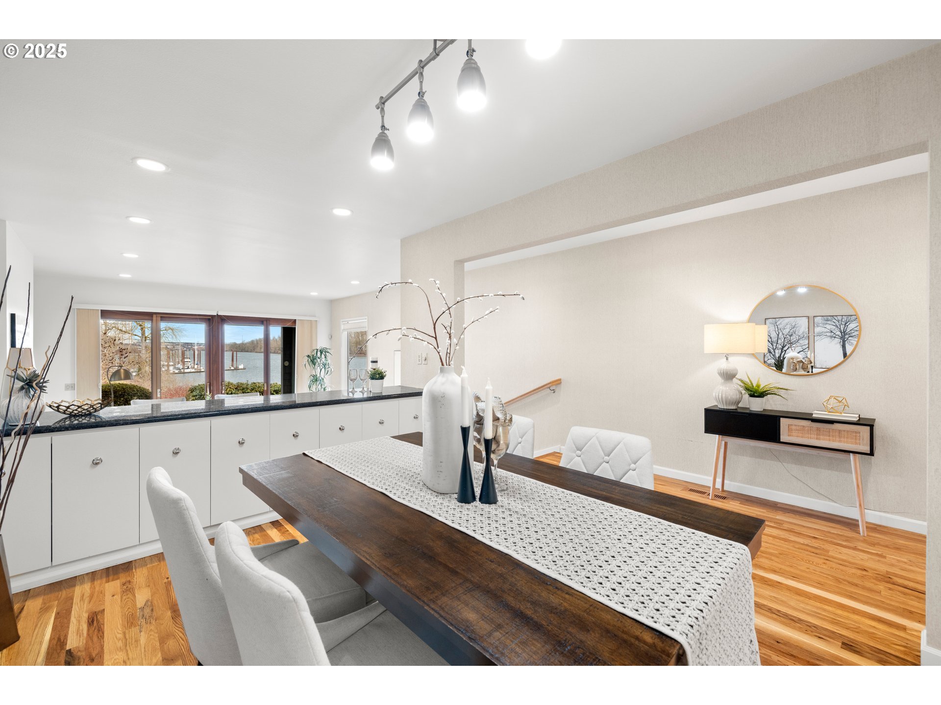 Photo #5: 362714101 Listing 