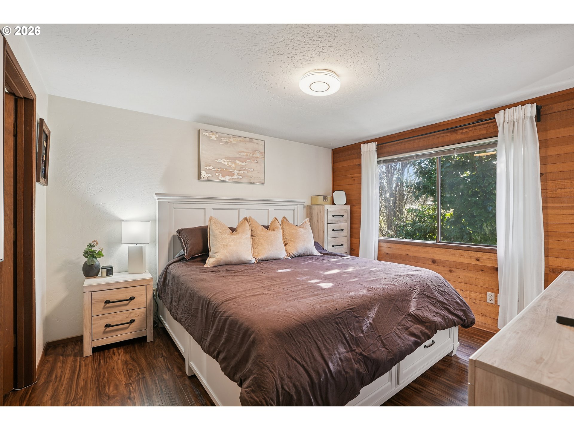 13 MOUNTAIN CIR, Lake Oswego, OR, 97035