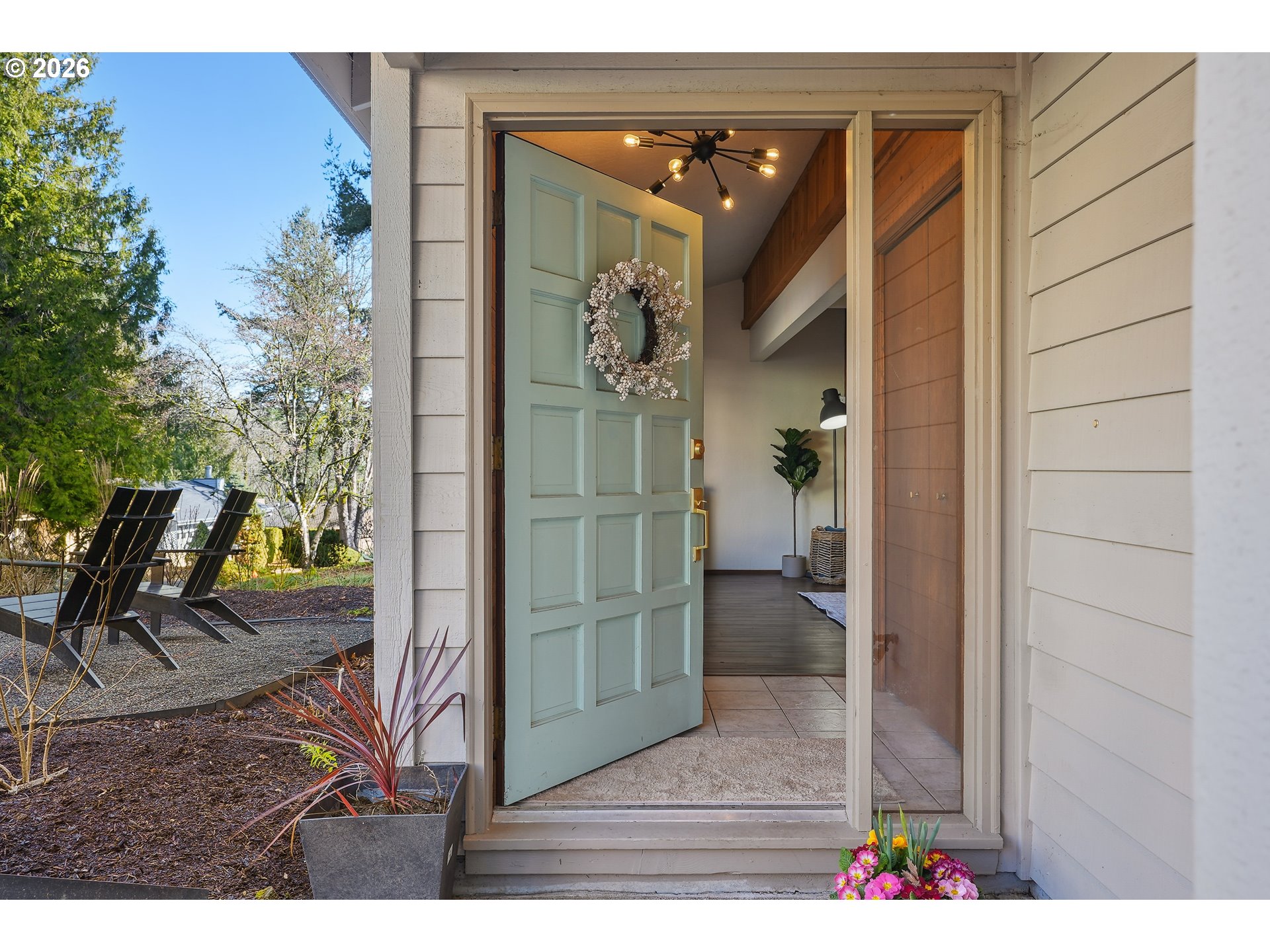 13 MOUNTAIN CIR, Lake Oswego, OR, 97035
